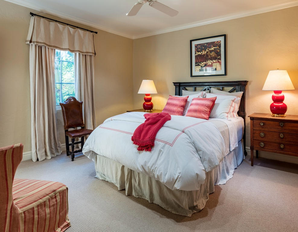 EL BRAVO PARK - Residential