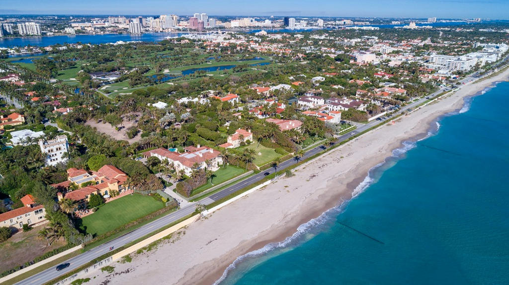 EL BRAVO PARK - Residential