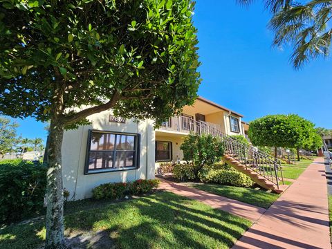 A home in Lake Worth