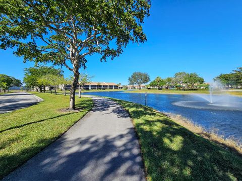 A home in Lake Worth