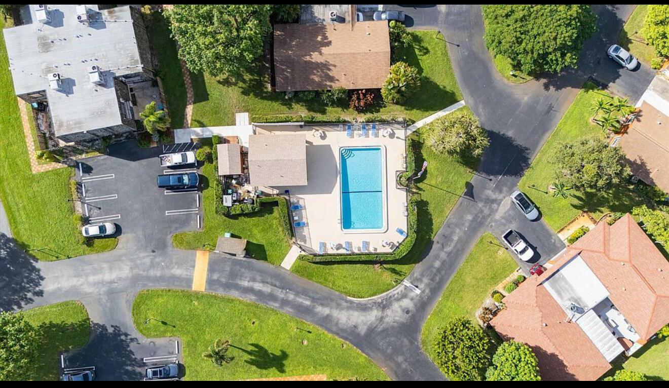 LOS MANGOS PATIO VILLAS A - Residential