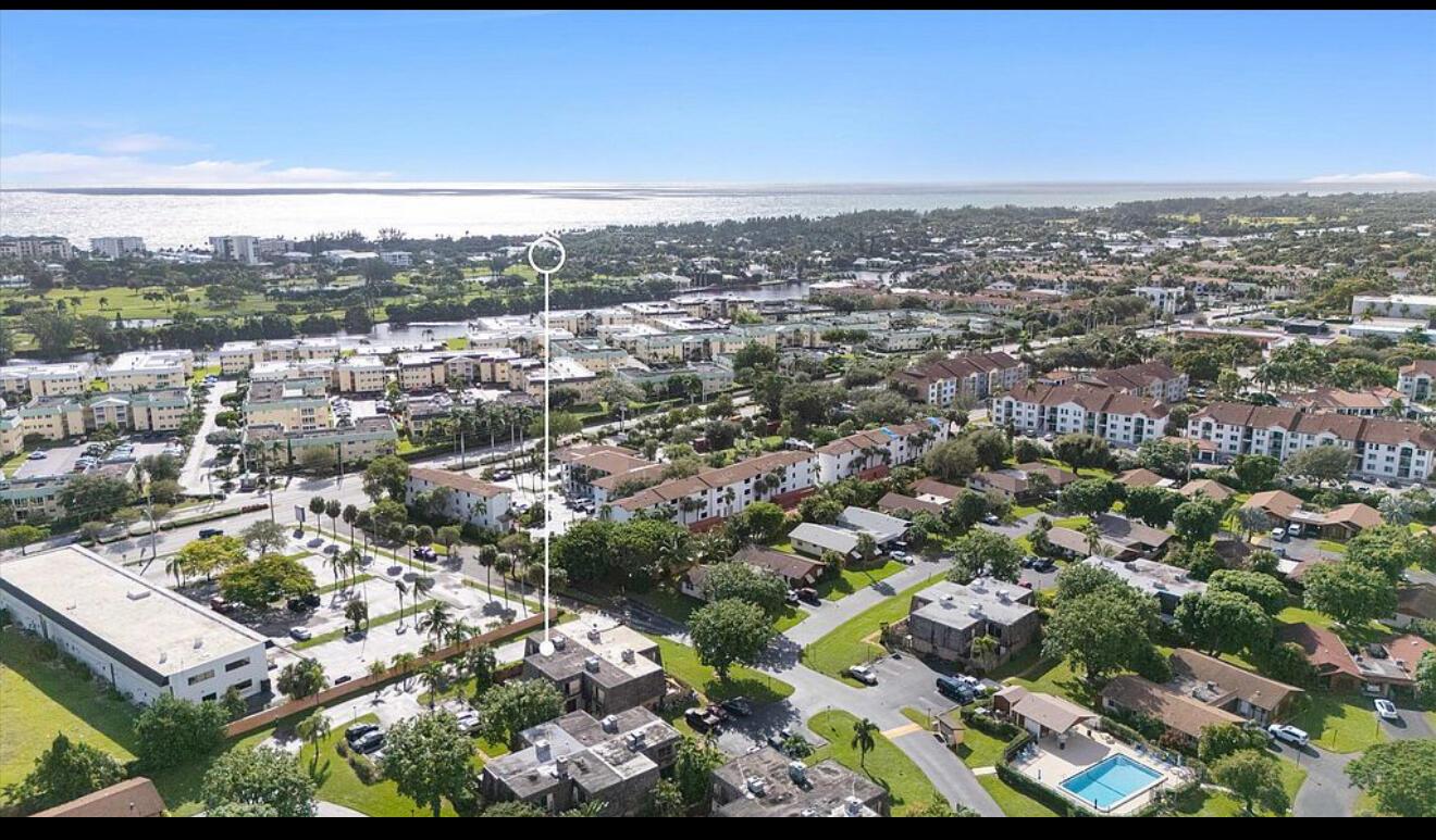 LOS MANGOS PATIO VILLAS A - Residential