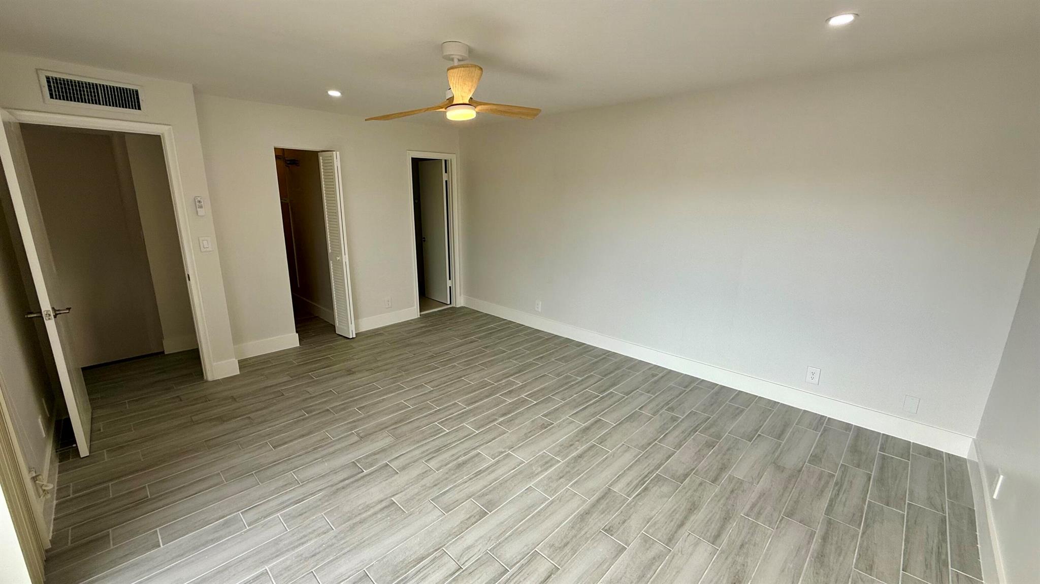 LOS MANGOS PATIO VILLAS A - Residential