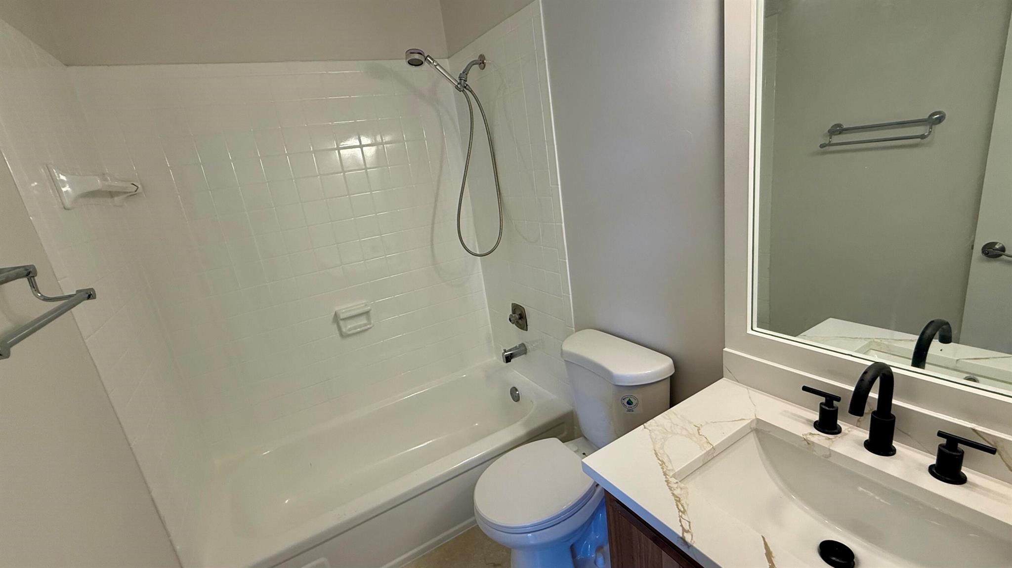 LOS MANGOS PATIO VILLAS A - Residential