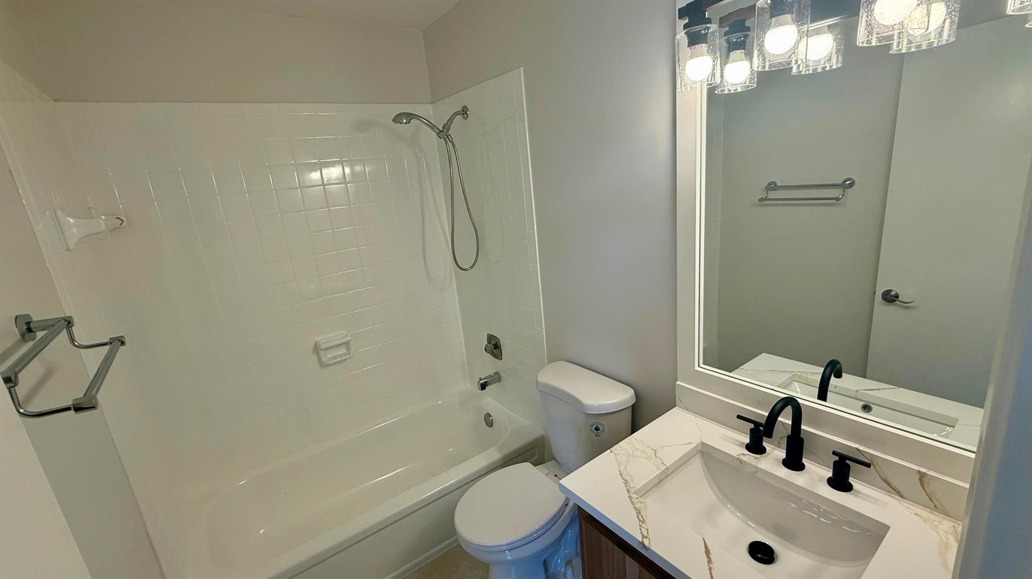 LOS MANGOS PATIO VILLAS A - Residential