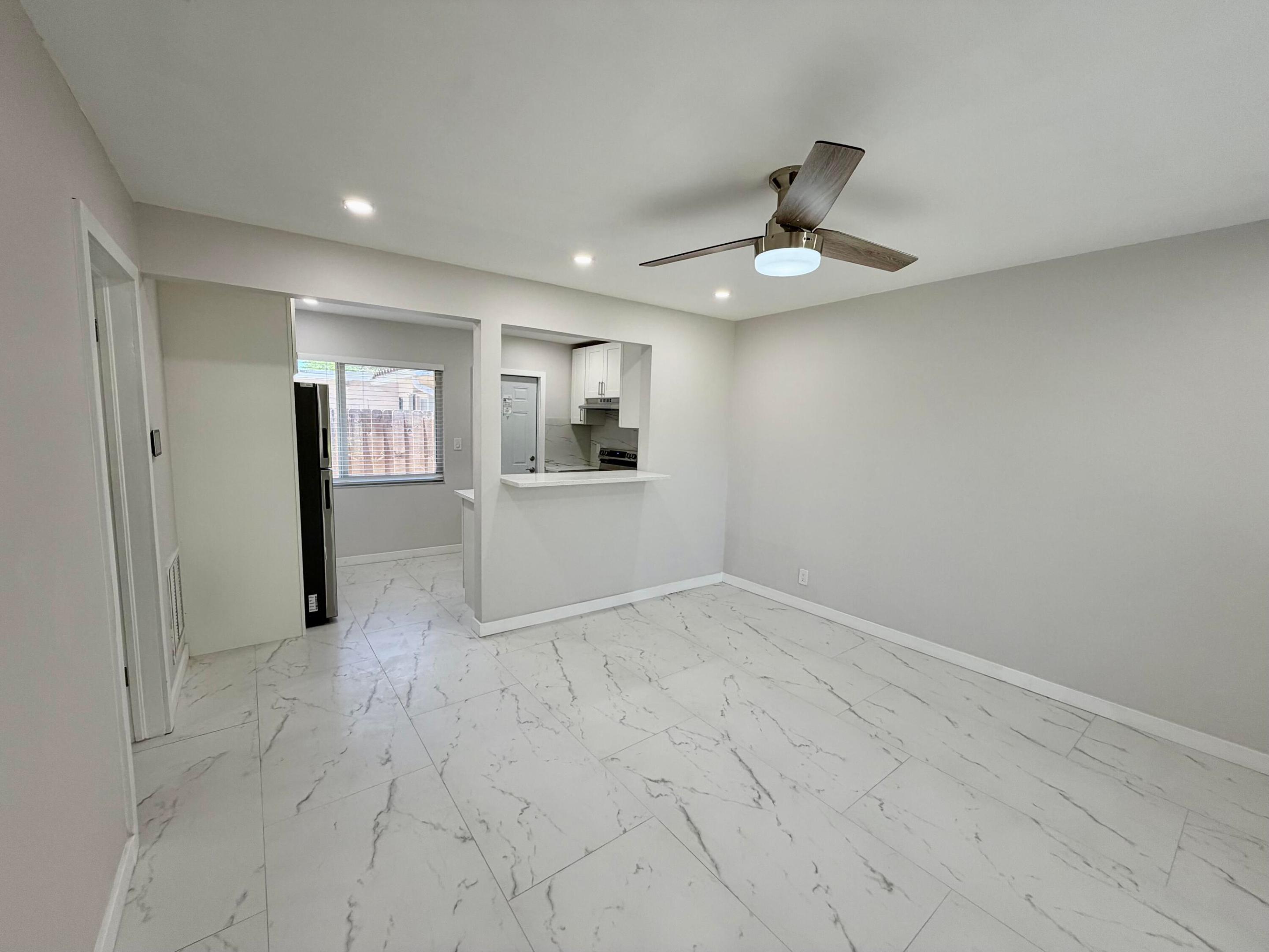 OAKLAND PARK SECOND ADD - Residential Lease