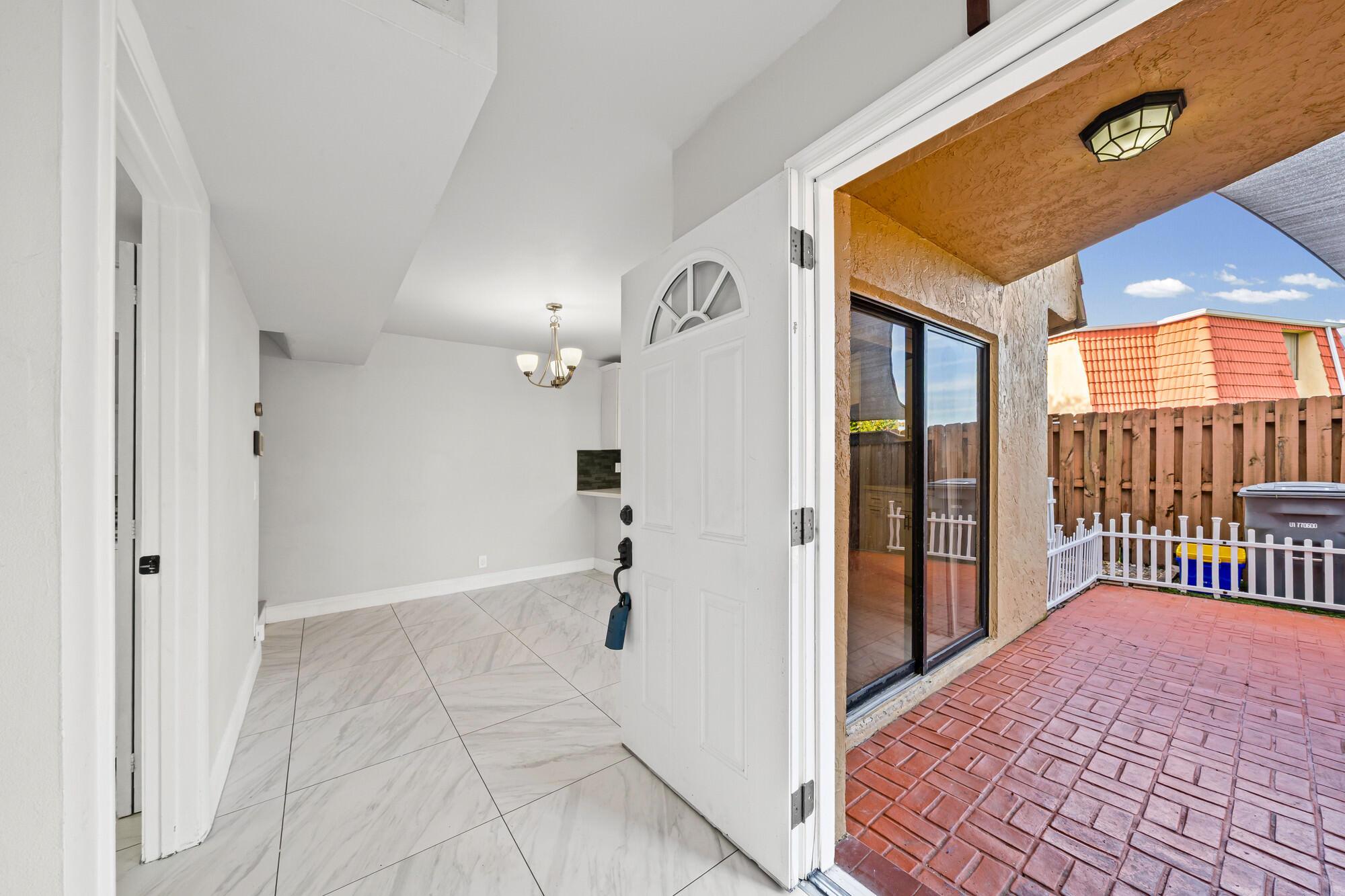 BOCA RIO NORTH - Residential