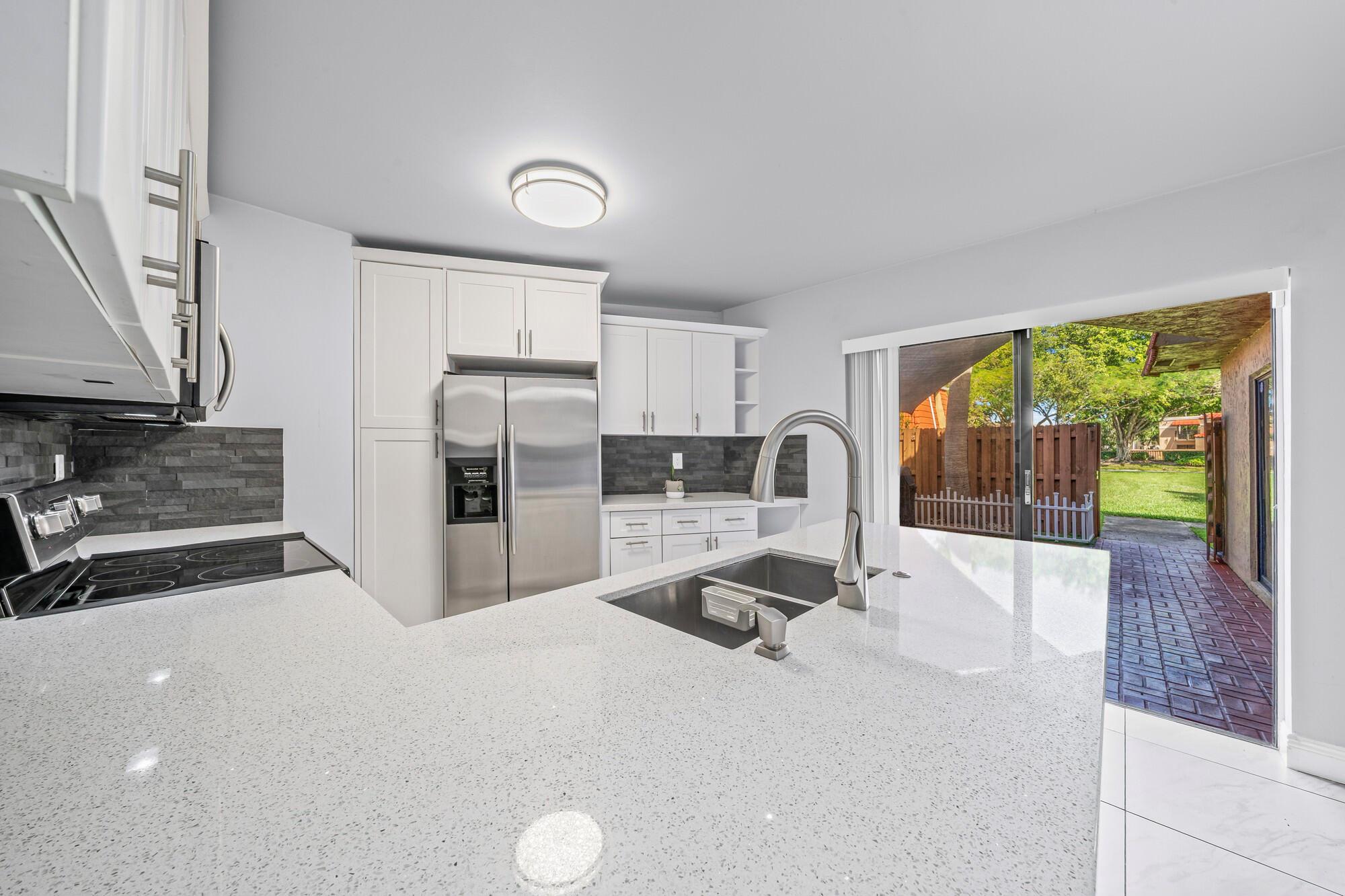 BOCA RIO NORTH - Residential