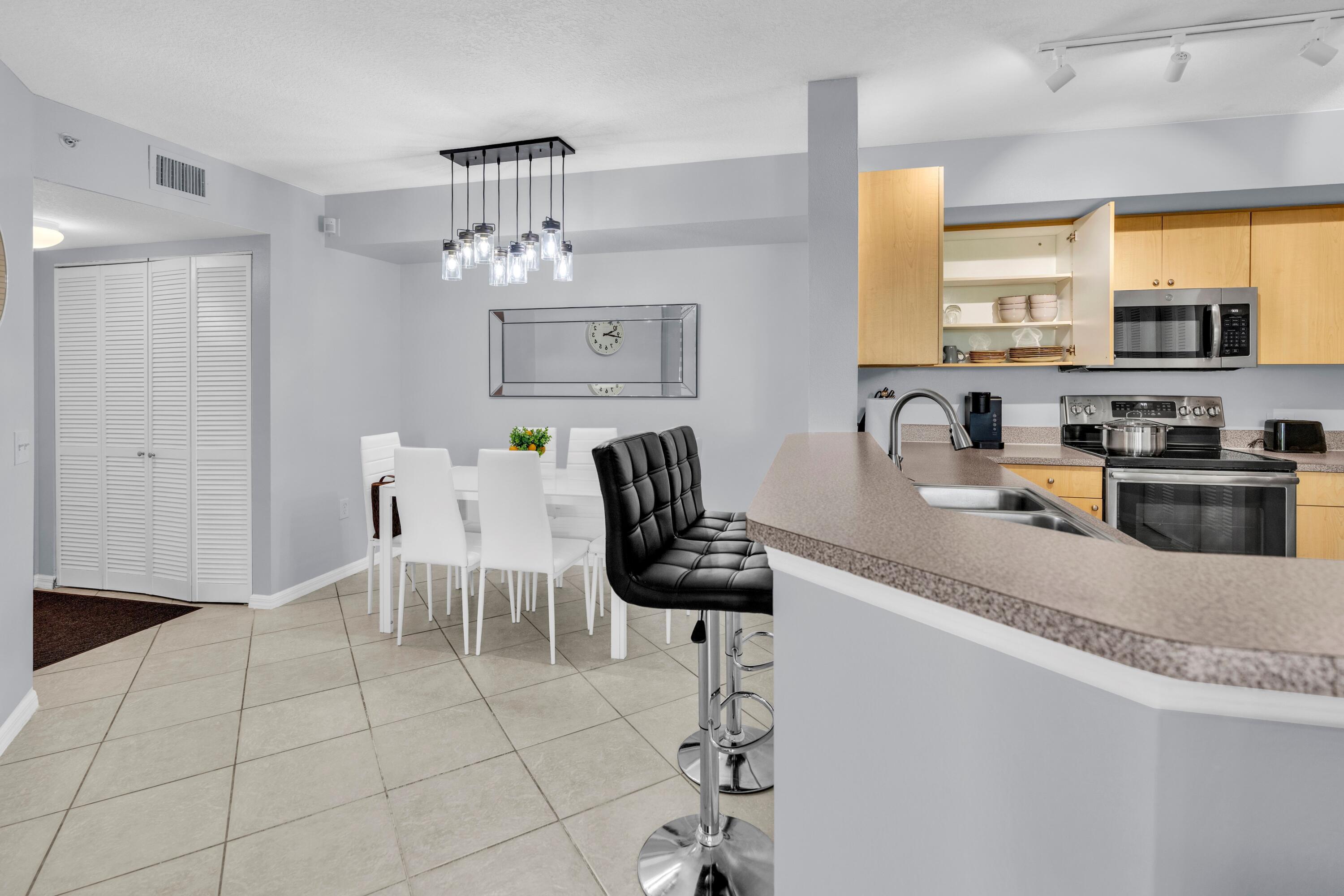 VILLA DEL SOL CONDO - Residential Lease