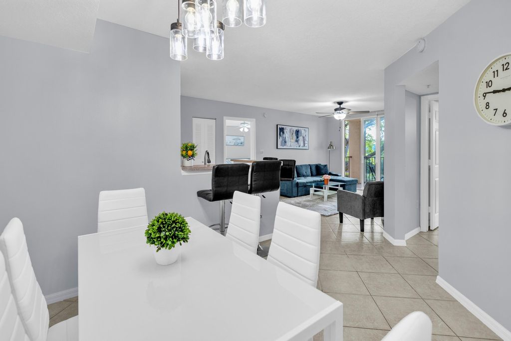 Photo of 214 Villa Circle #214, Boynton Beach, FL 33435 (MLS # B26027223)
