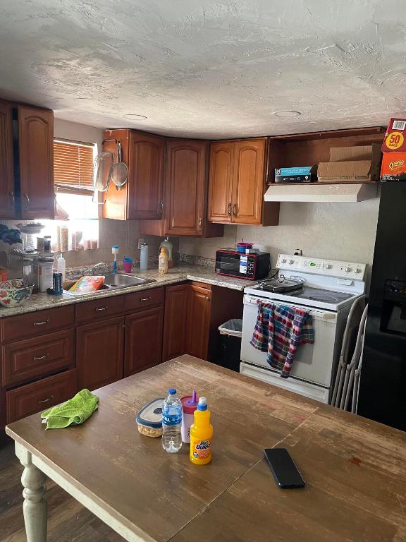 NORTHMORE ADD - Residential Income