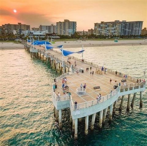 A home in Lauderdale By The Sea