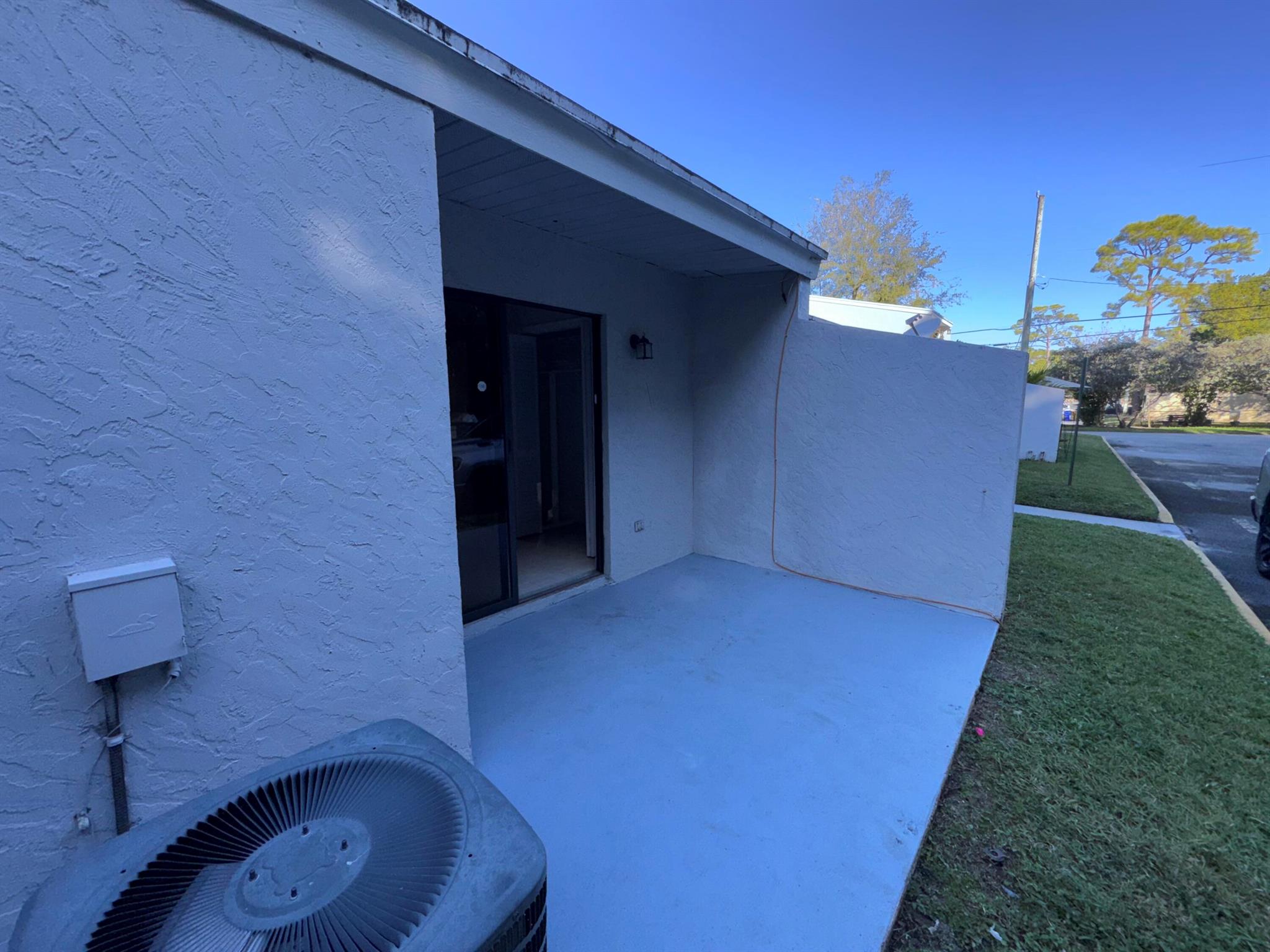 Lake Worth Beach - Residential Lease