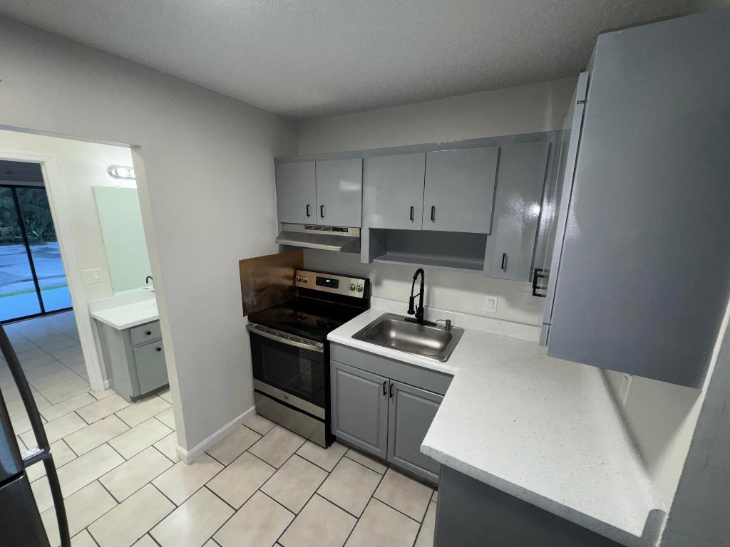 Lake Worth Beach - Residential Lease