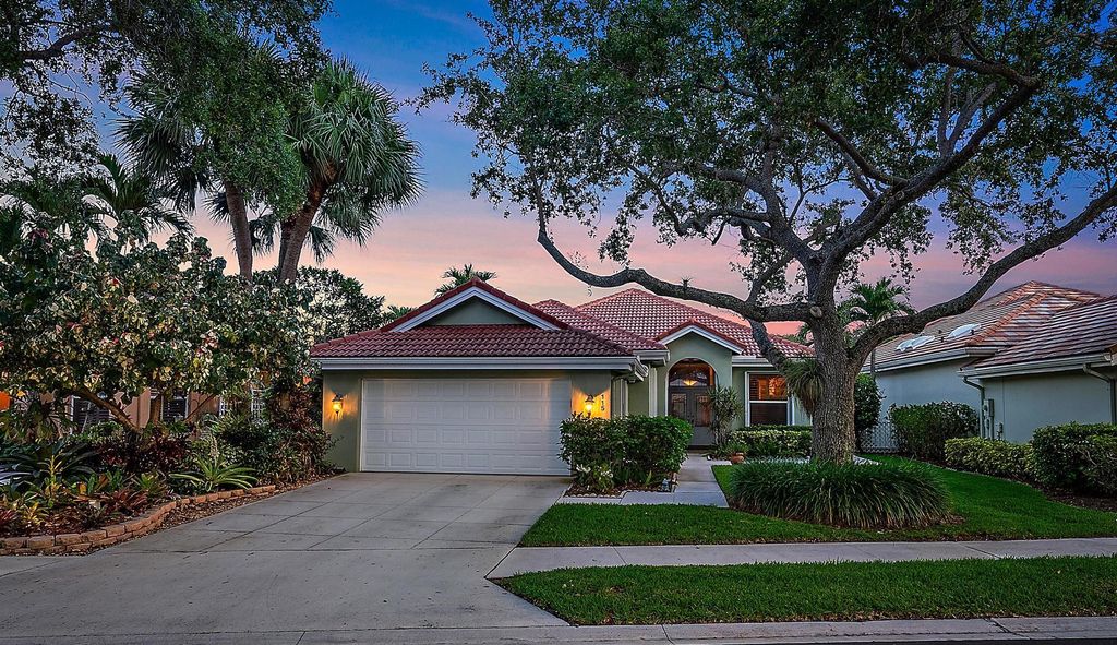 Photo of 115 S Hampton Drive, Jupiter, FL 33458 (MLS # R10992144)