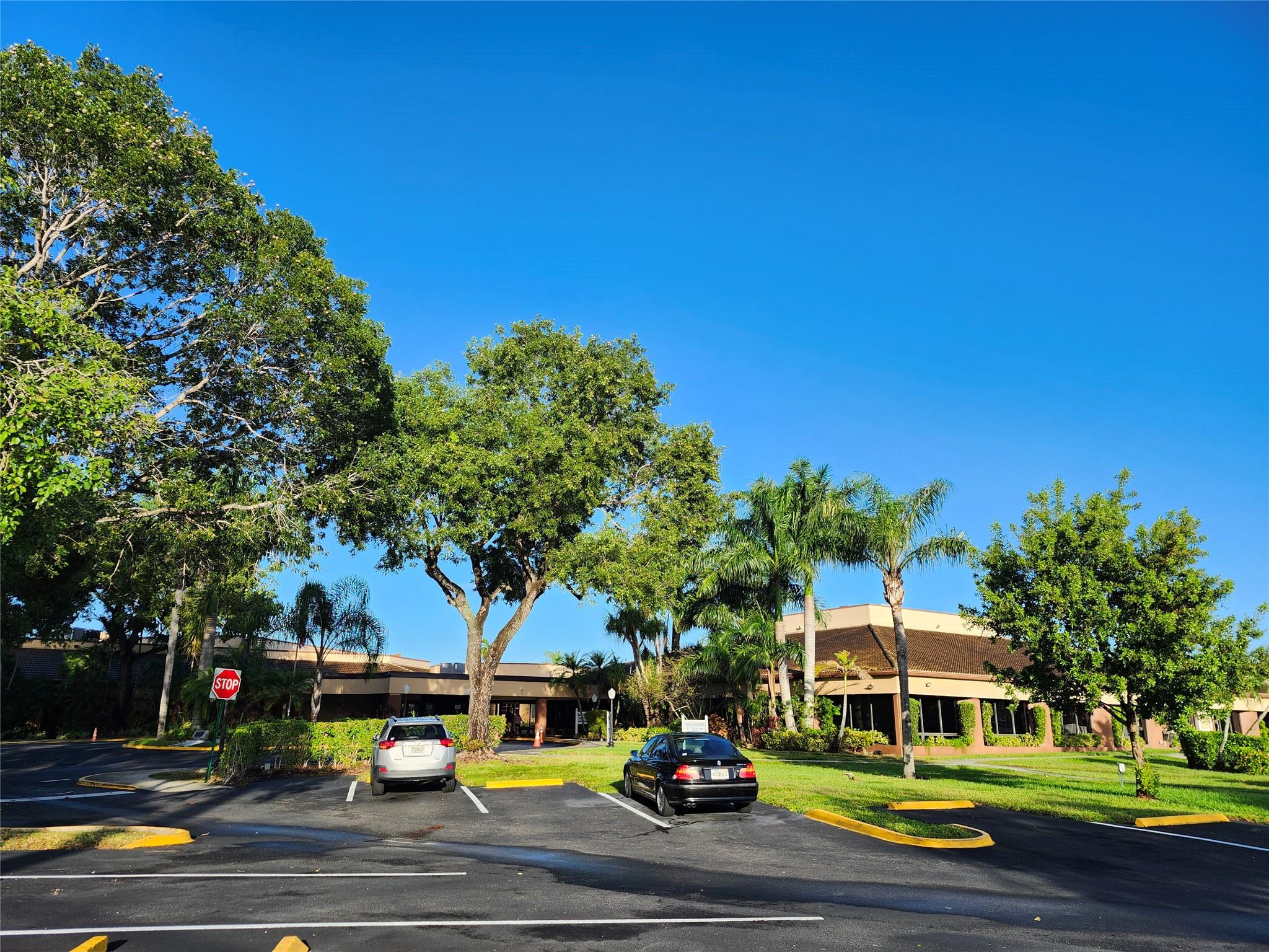 SUNRISE LAKES PHASE 3 - Residential