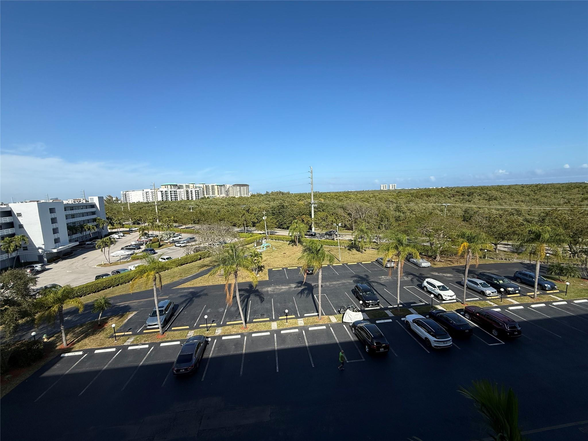 MEADOWBROOK LAKES VIEW - Residential