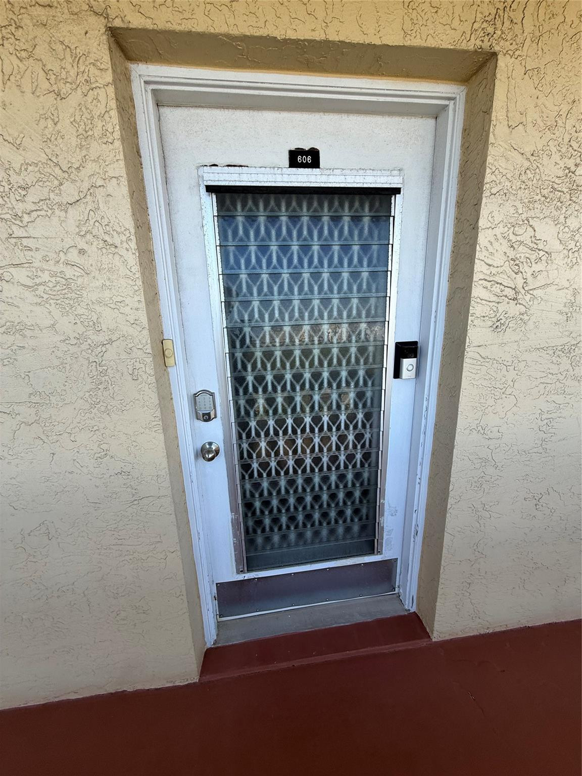 MEADOWBROOK LAKES VIEW - Residential