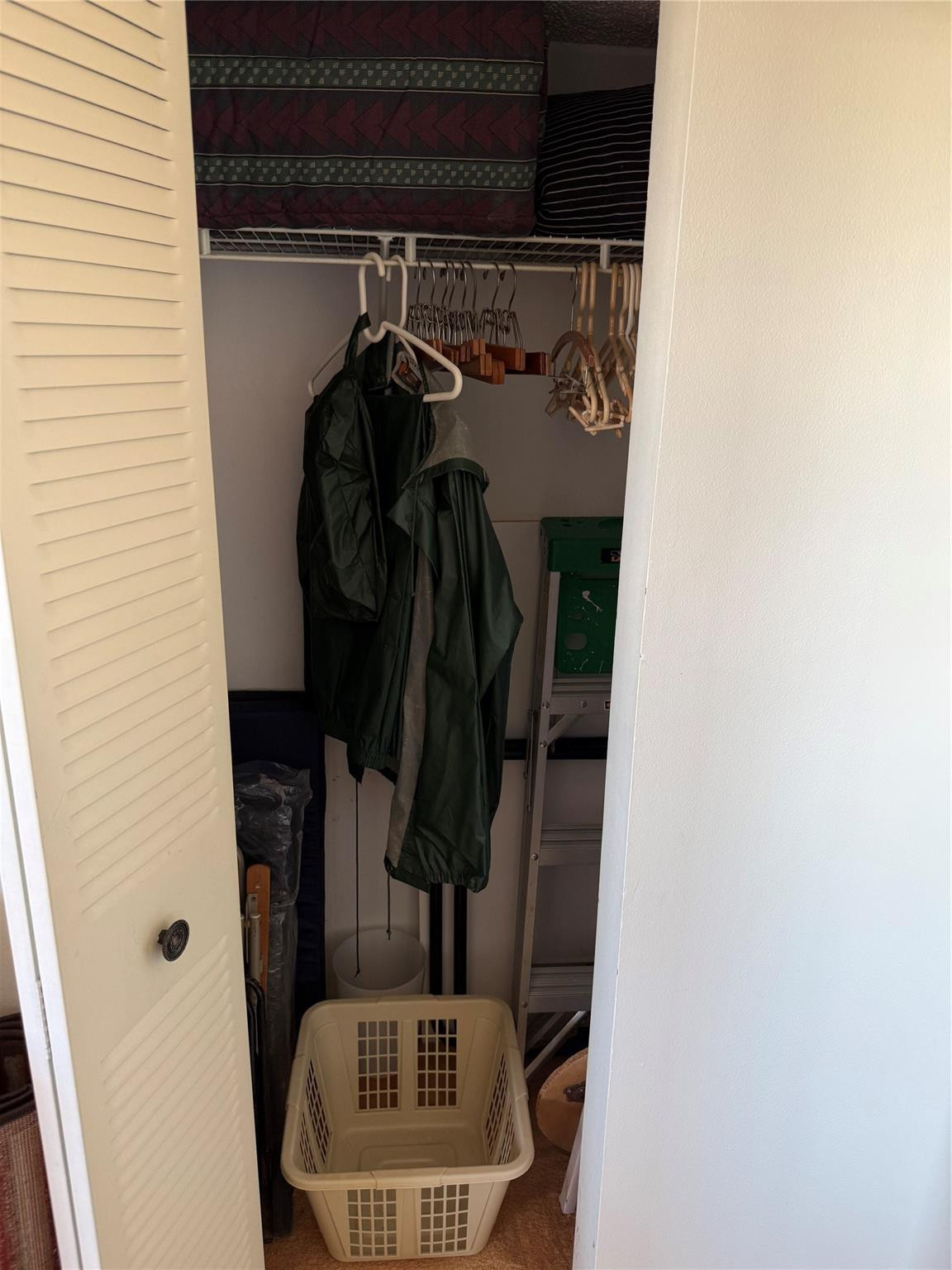 MEADOWBROOK LAKES VIEW - Residential