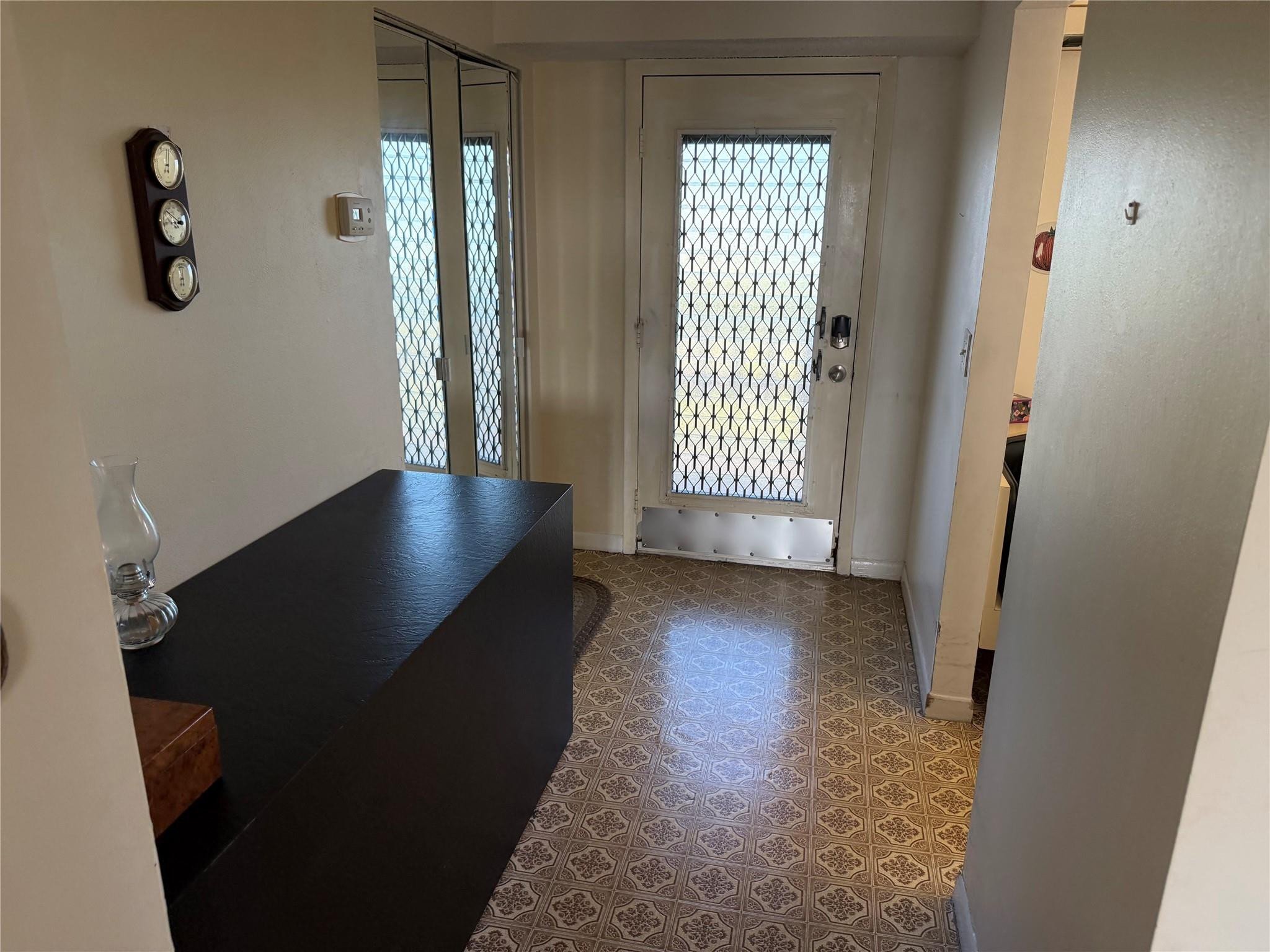 MEADOWBROOK LAKES VIEW - Residential