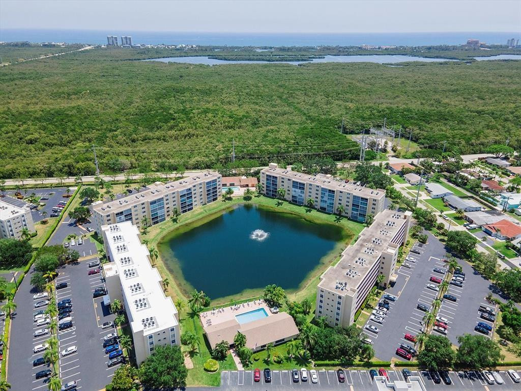 MEADOWBROOK LAKES VIEW - Residential