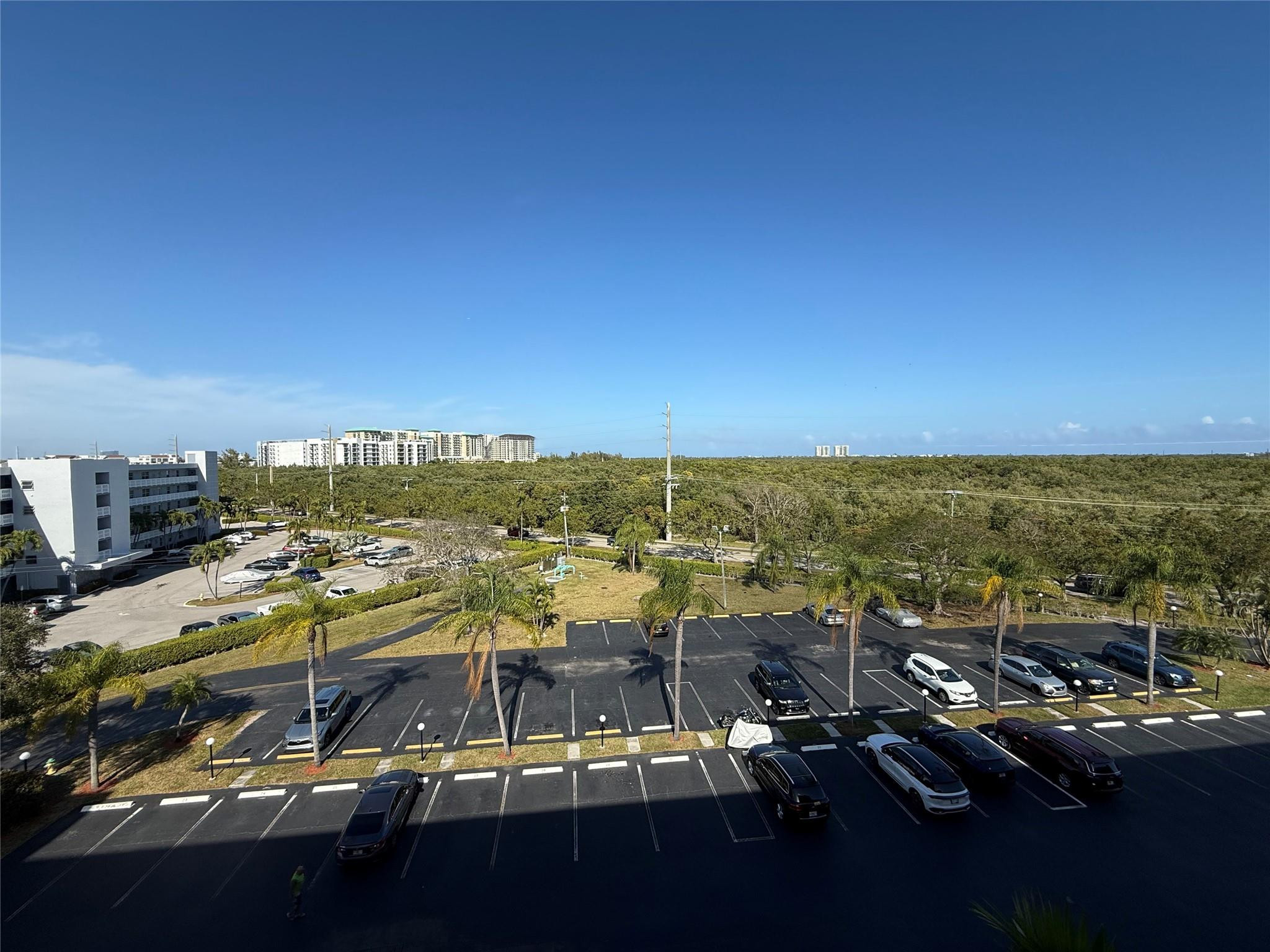 MEADOWBROOK LAKES VIEW - Residential