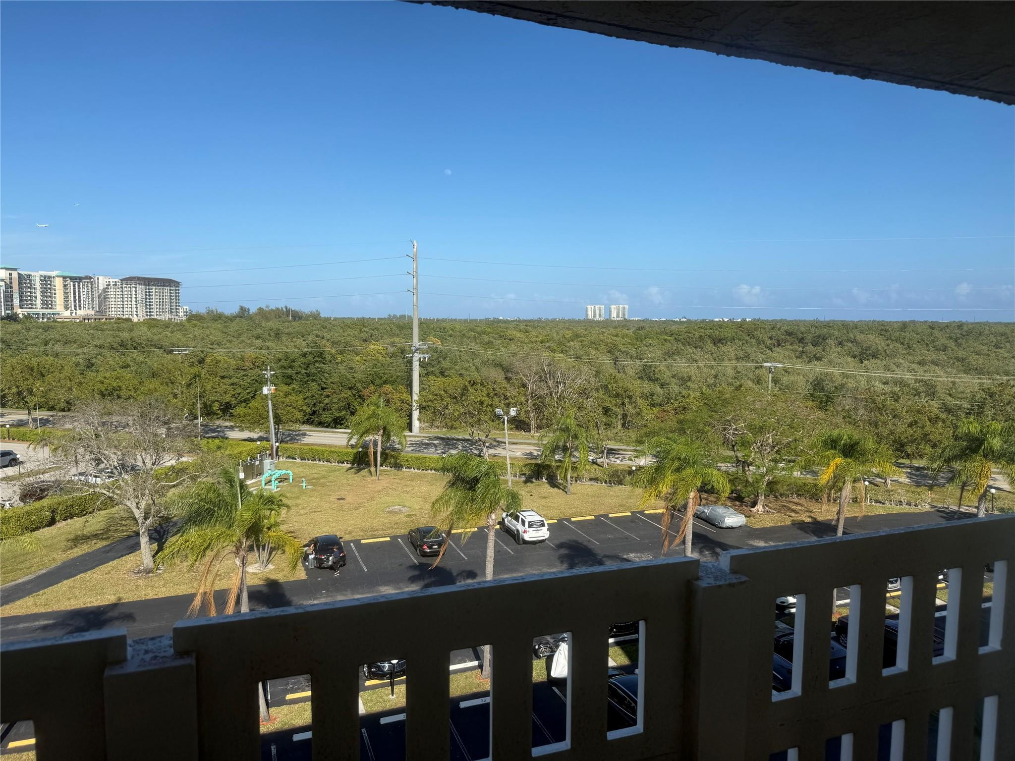 MEADOWBROOK LAKES VIEW - Residential