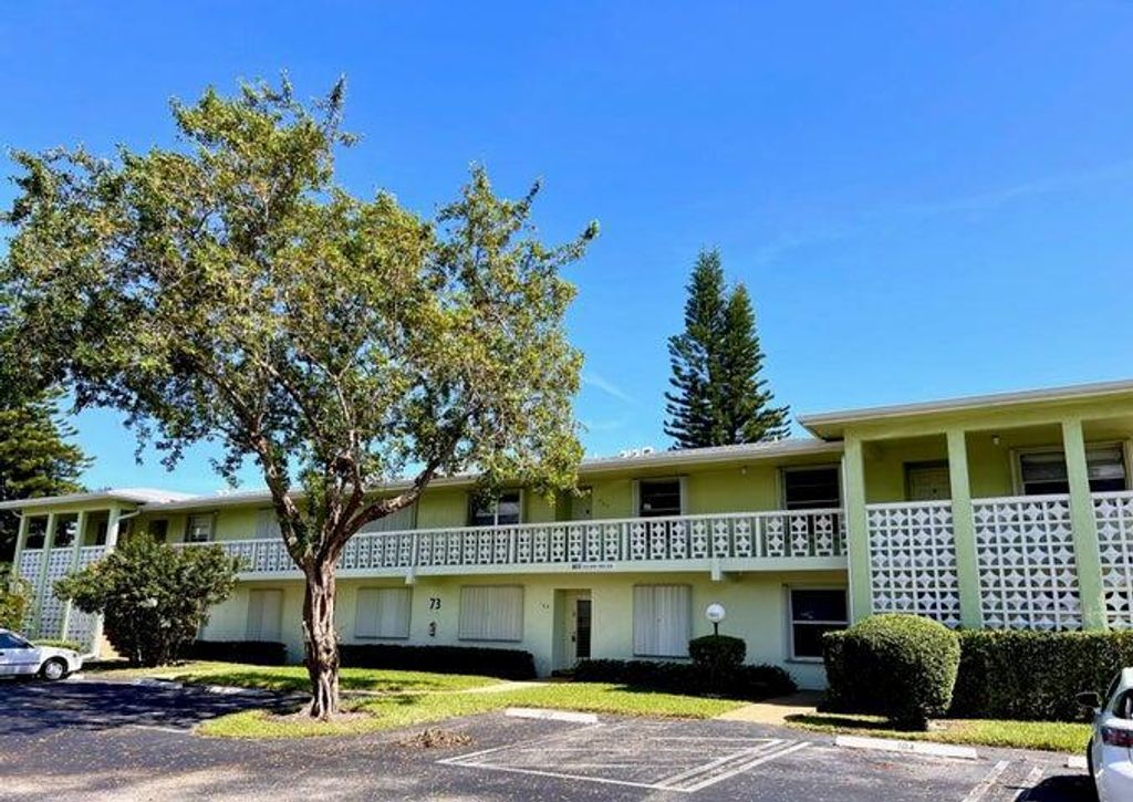 Photo of 1521 NW 19th Terrace #203, Delray Beach, FL 33445 (MLS # R11048123)