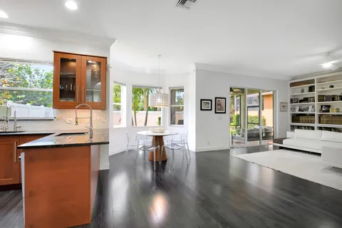 10779 Lake Wynds Court, Boynton Beach, FL MLS: R11075365