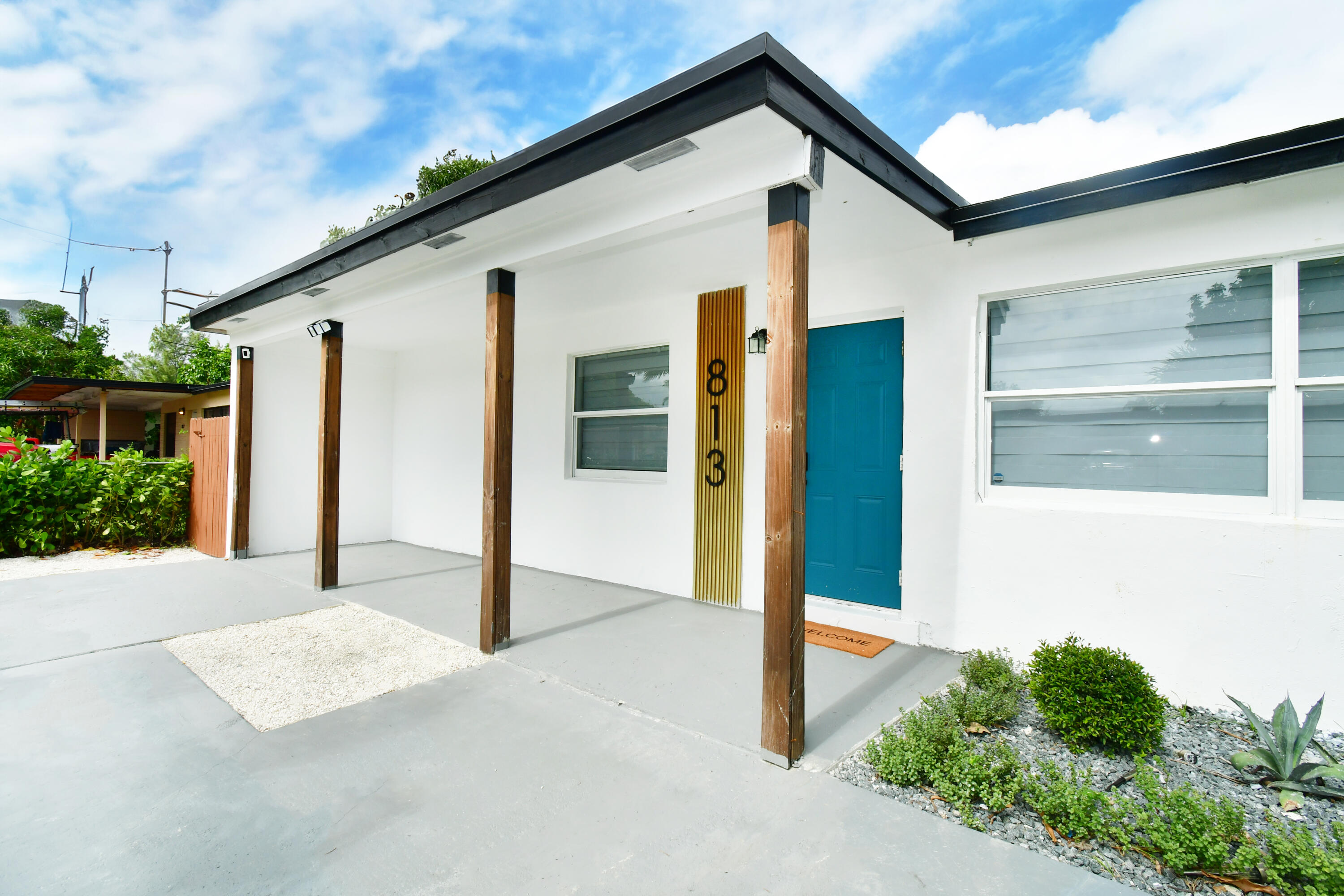 813 SW 3rd Court