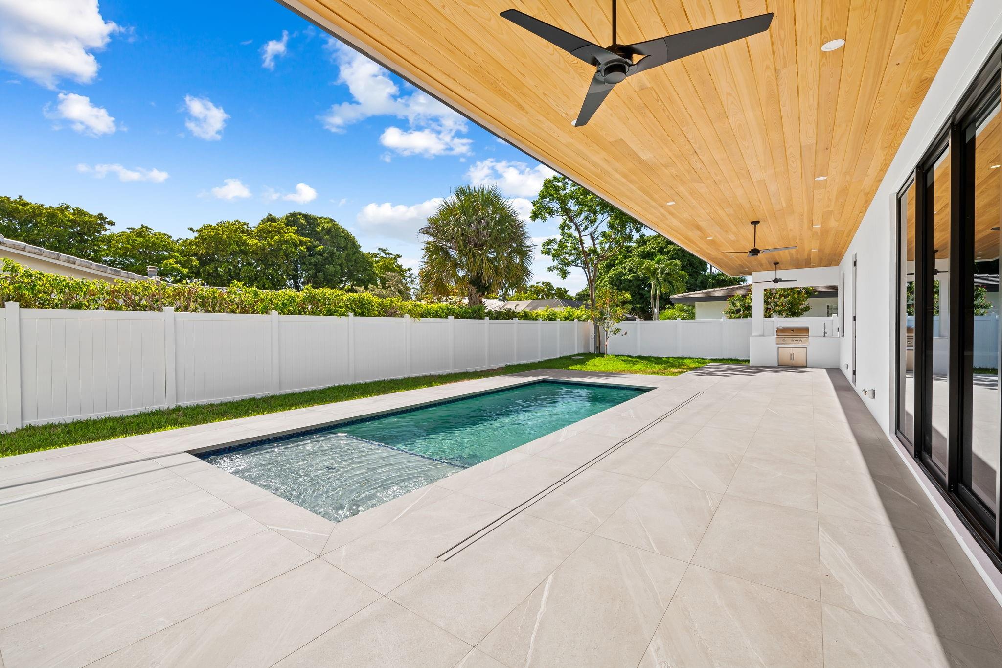 Coral Ridge Country Club - Residential