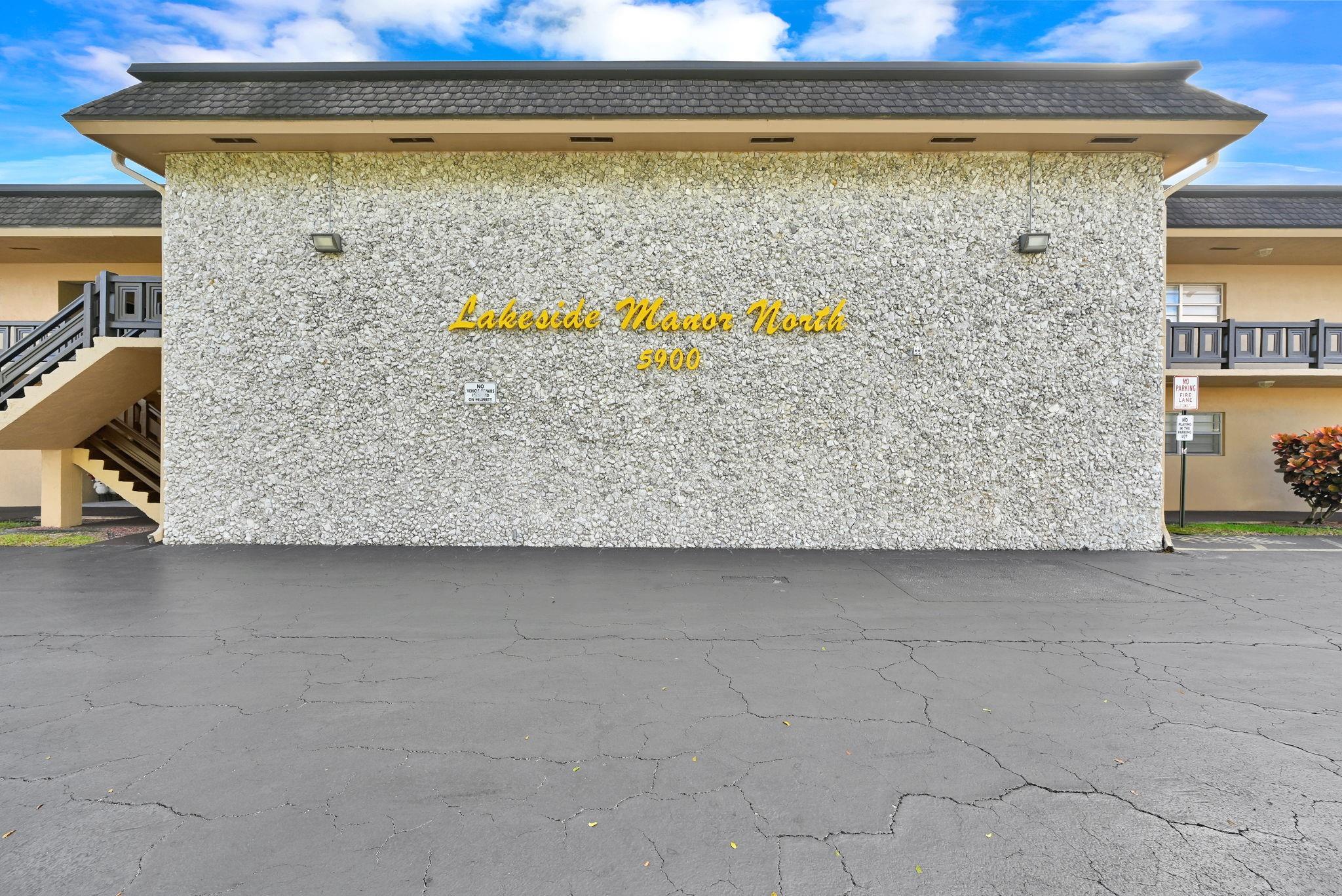 Lakeside Manor North Cond - Residential Lease