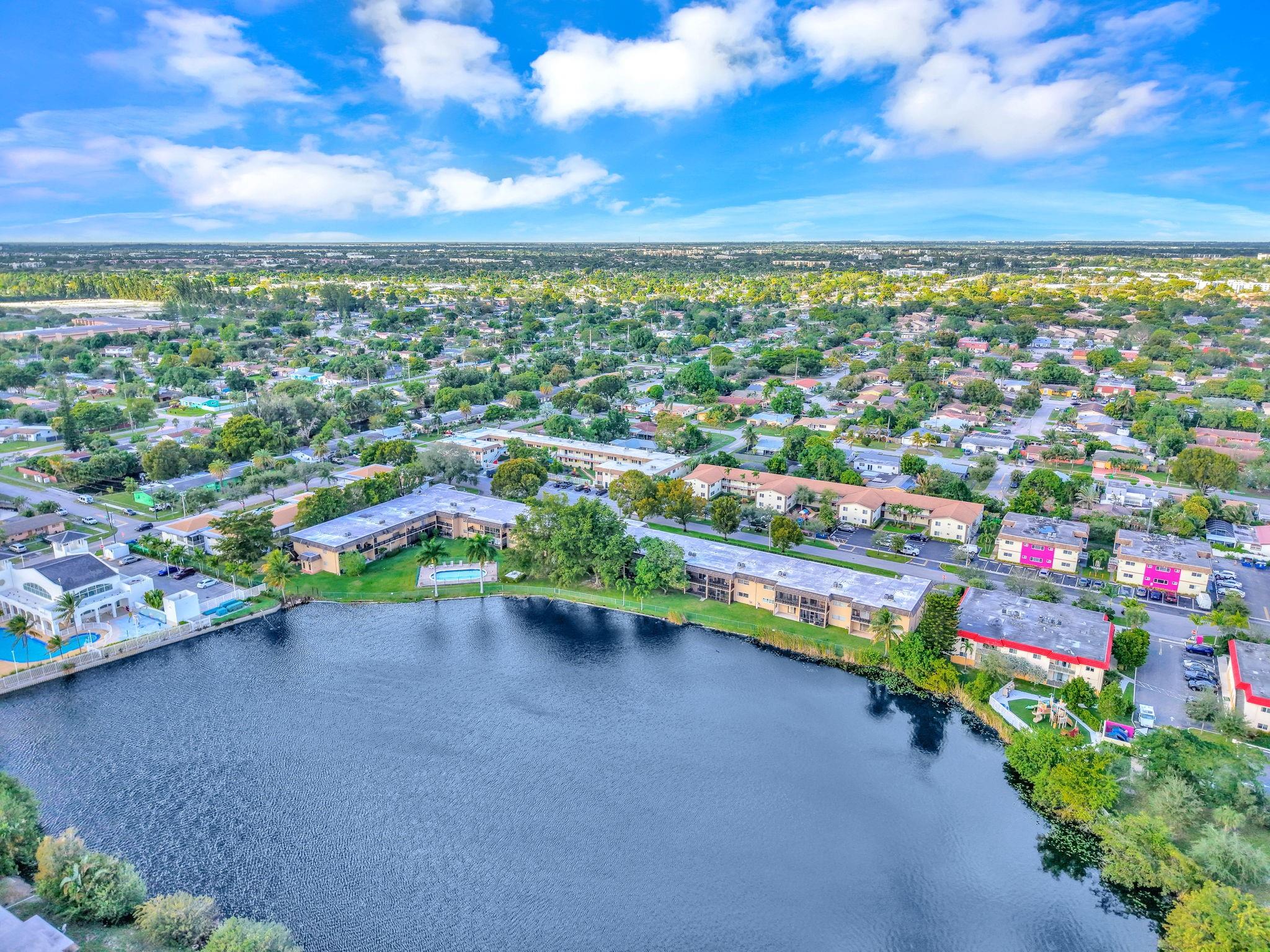 Lakeside Manor North Cond - Residential Lease