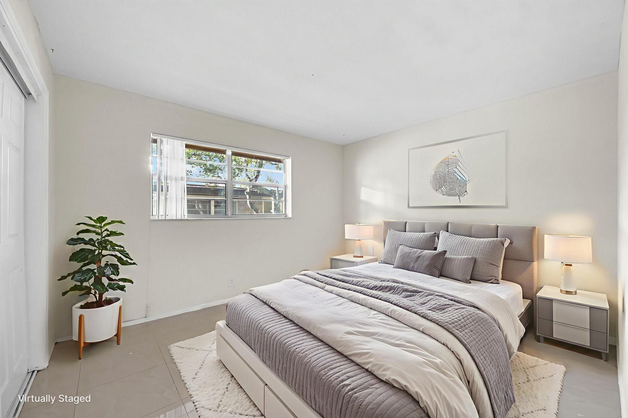 Lakeside Manor North Cond - Residential Lease