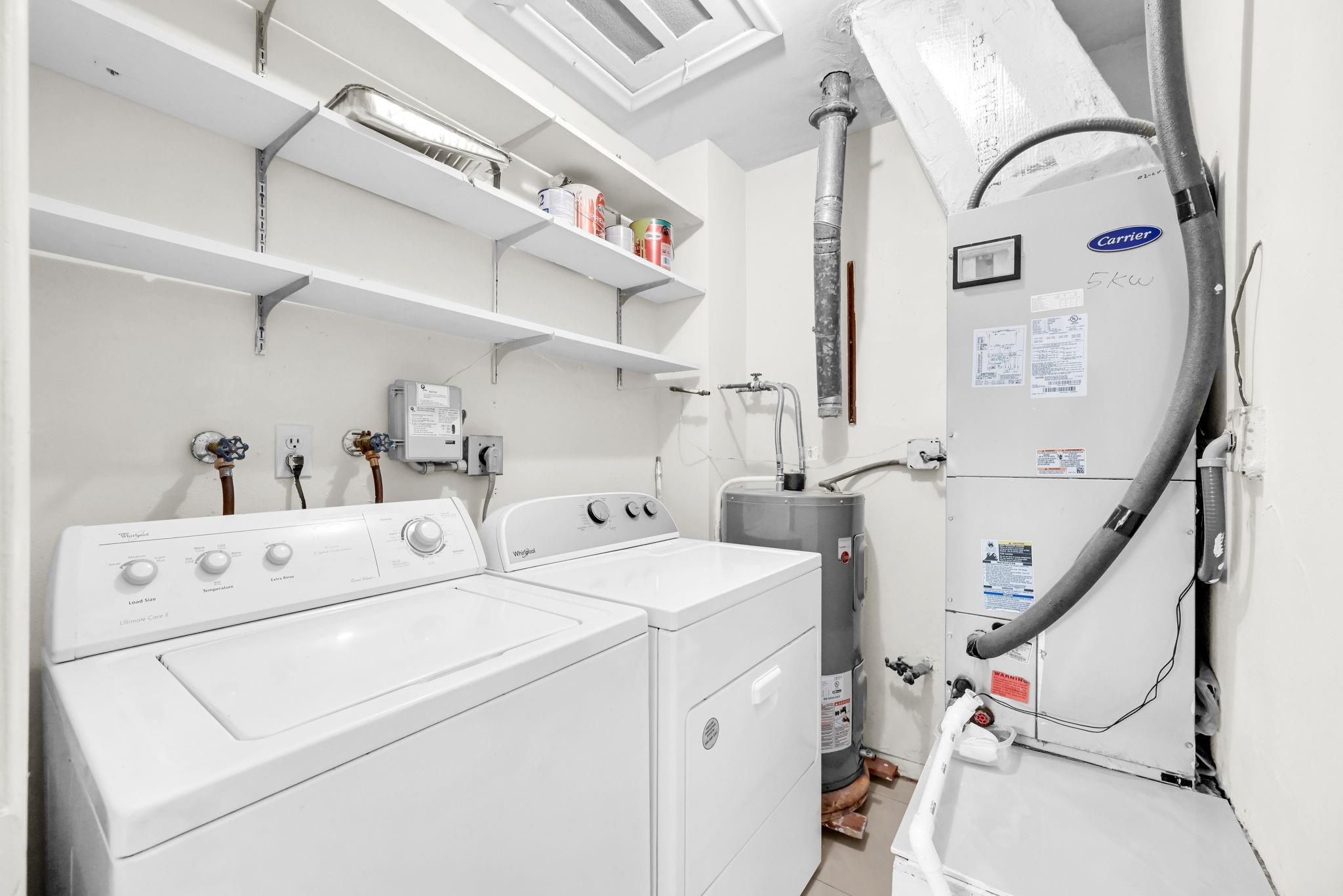 Lakeside Manor North Cond - Residential Lease