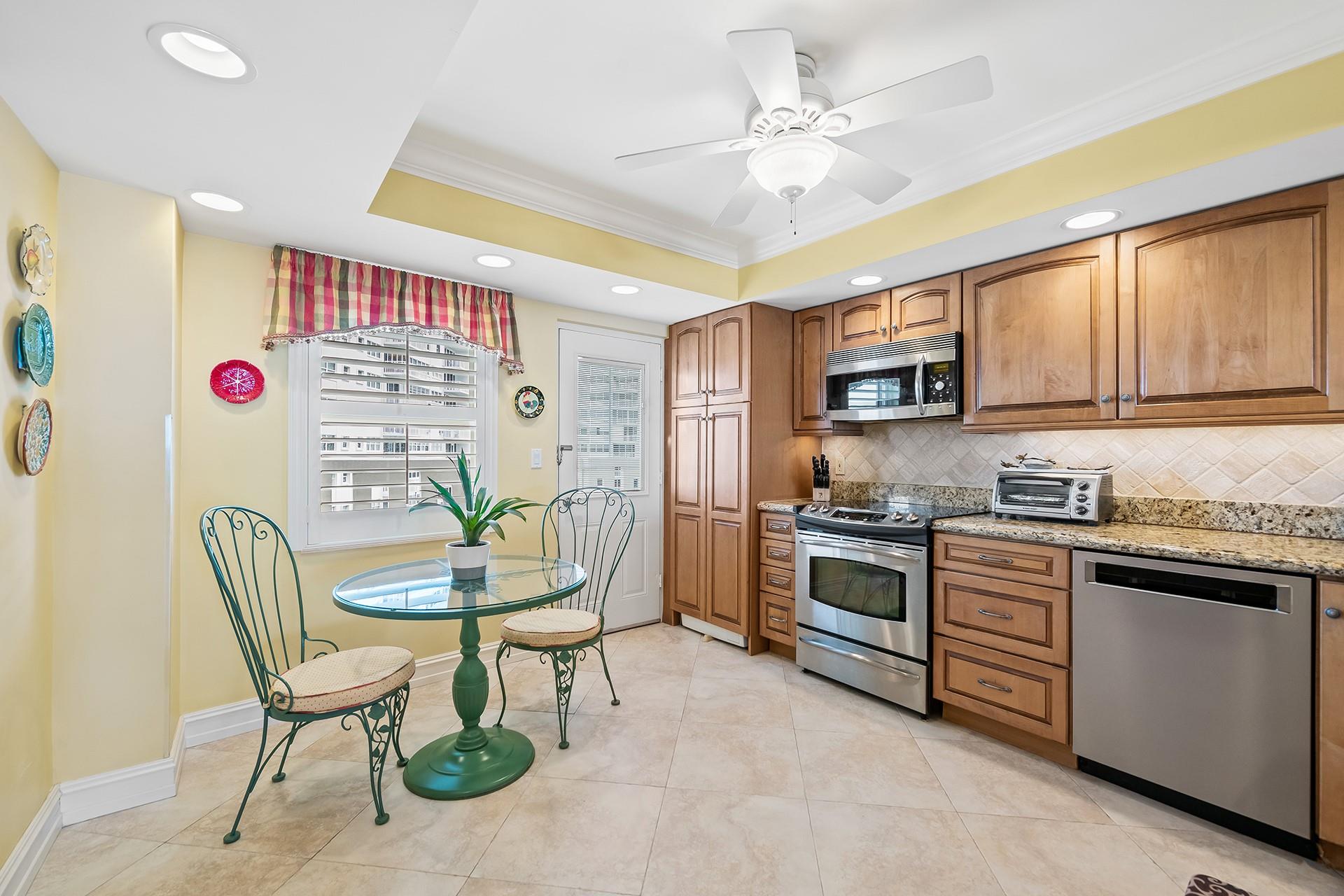 2000 S Ocean Dr 1006