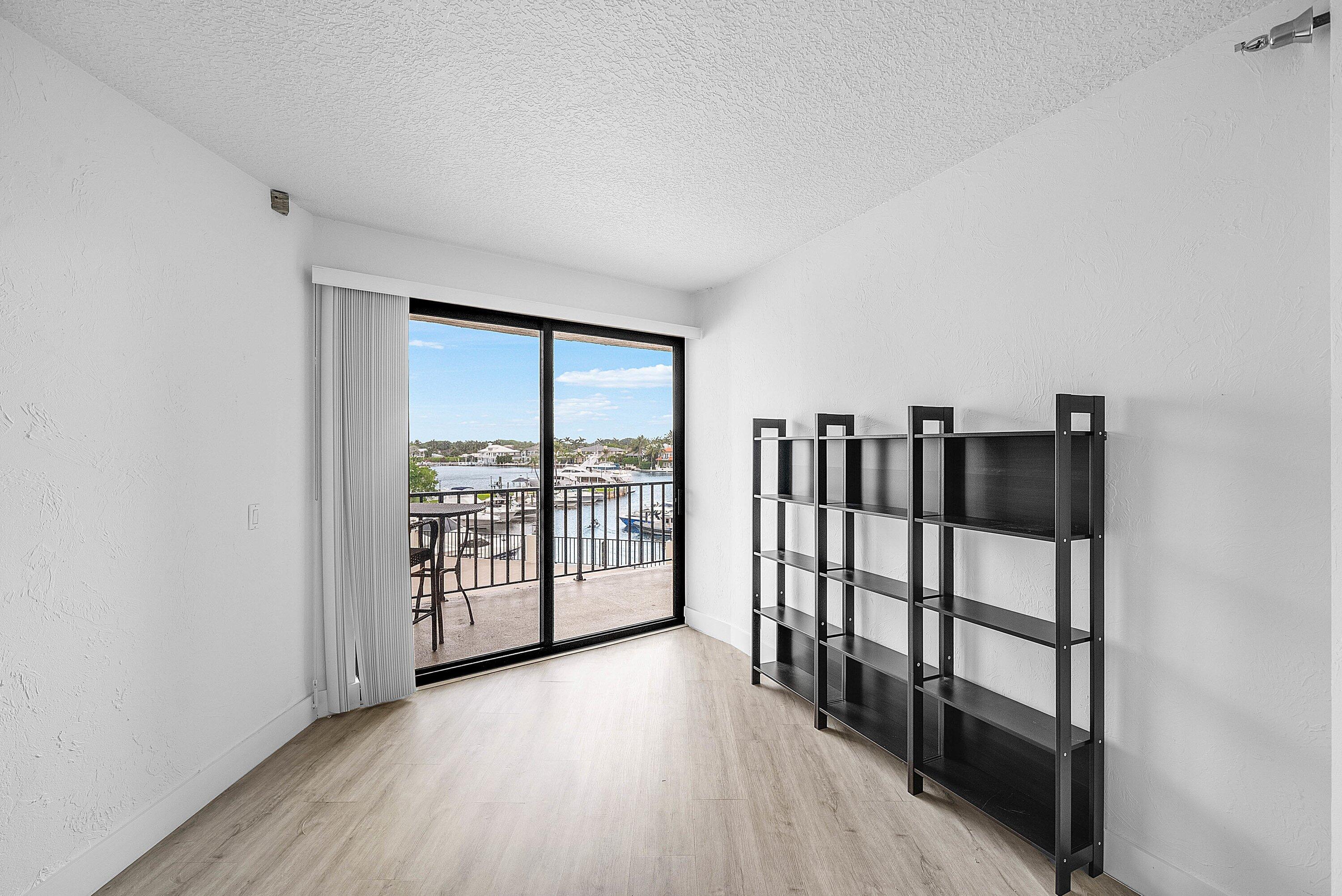 DELRAY HARBOR CLUB CONDO - Residential