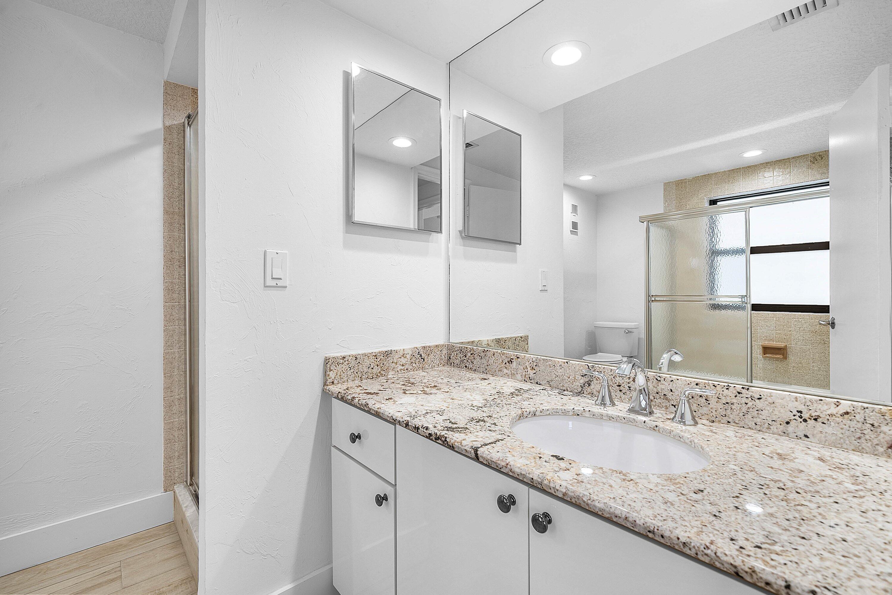 DELRAY HARBOR CLUB CONDO - Residential