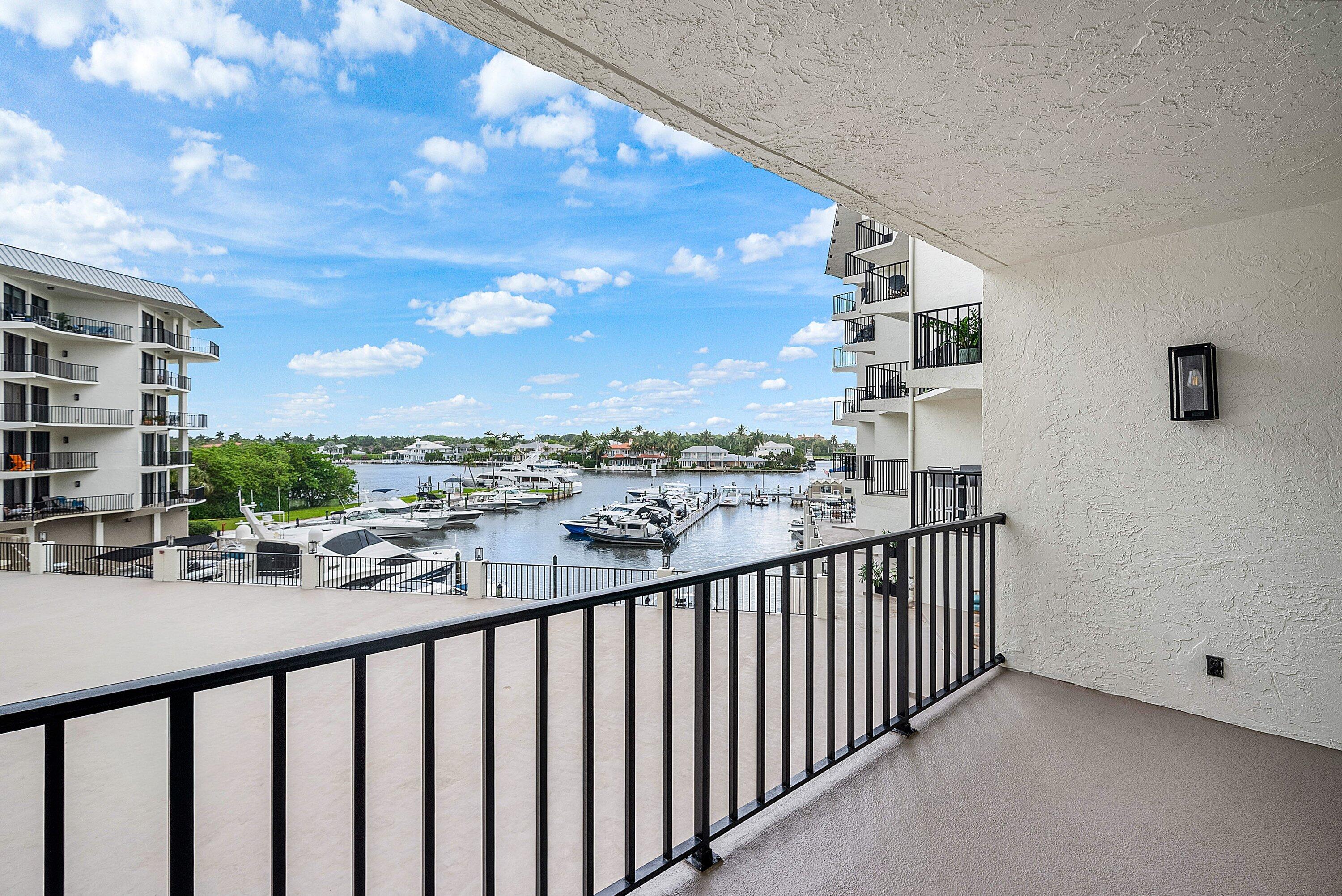 DELRAY HARBOR CLUB CONDO - Residential