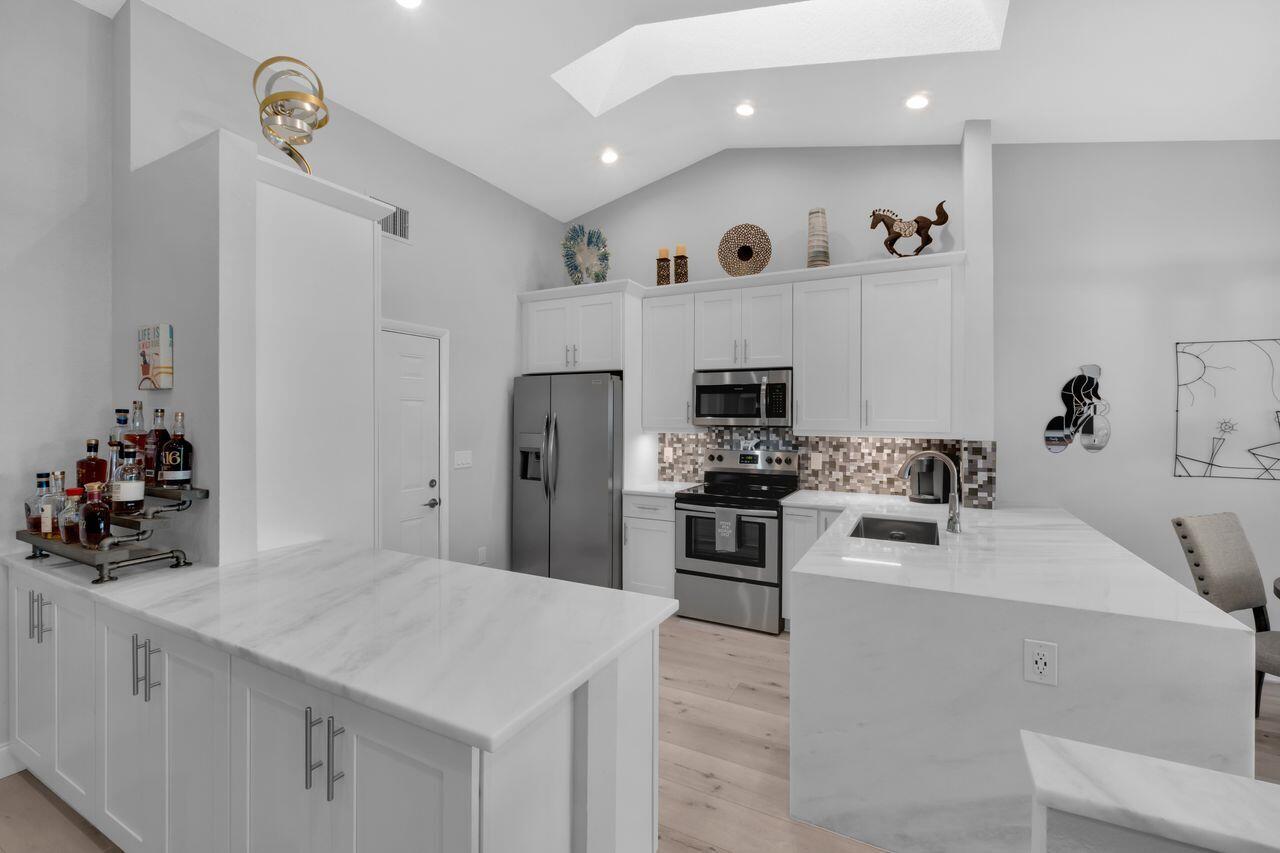 ST TROPEZ AT BOCA GOLF VILLAS CONDO - Residential