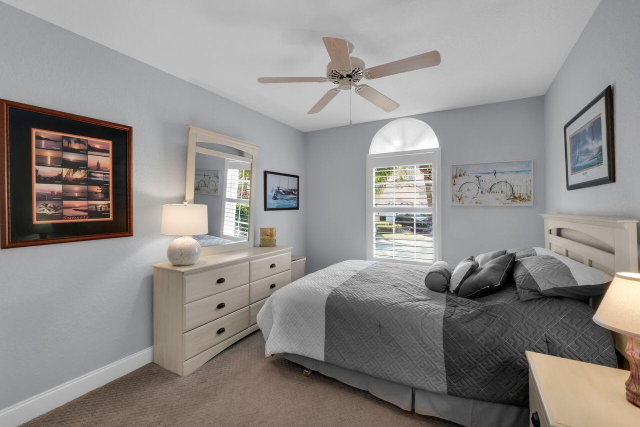 ST TROPEZ AT BOCA GOLF VILLAS CONDO - Residential