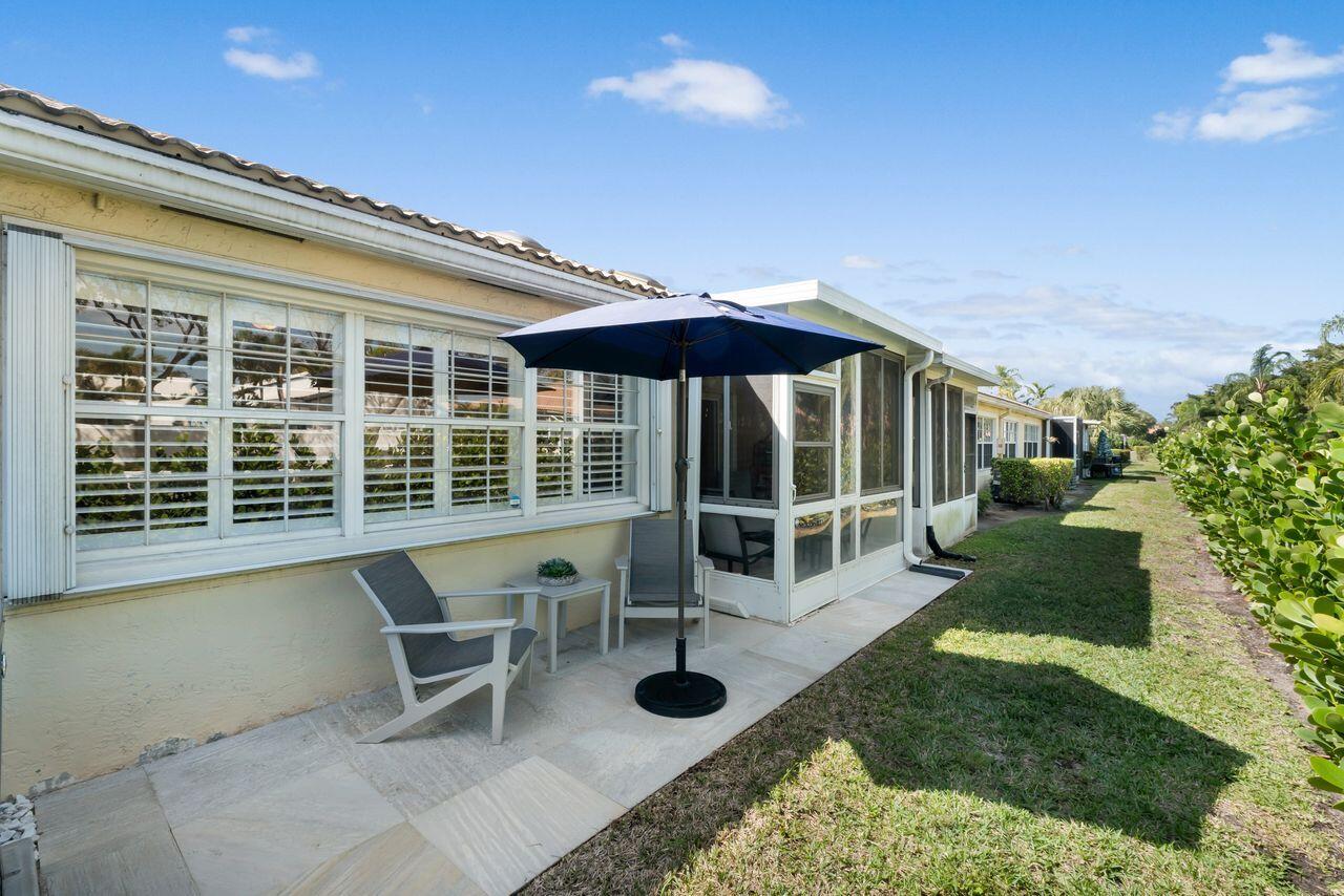 ST TROPEZ AT BOCA GOLF VILLAS CONDO - Residential