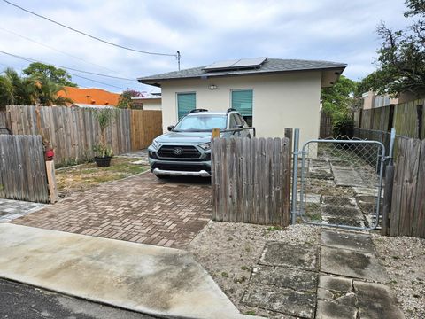 3731 Miller Avenue West Palm Beach FL 33405