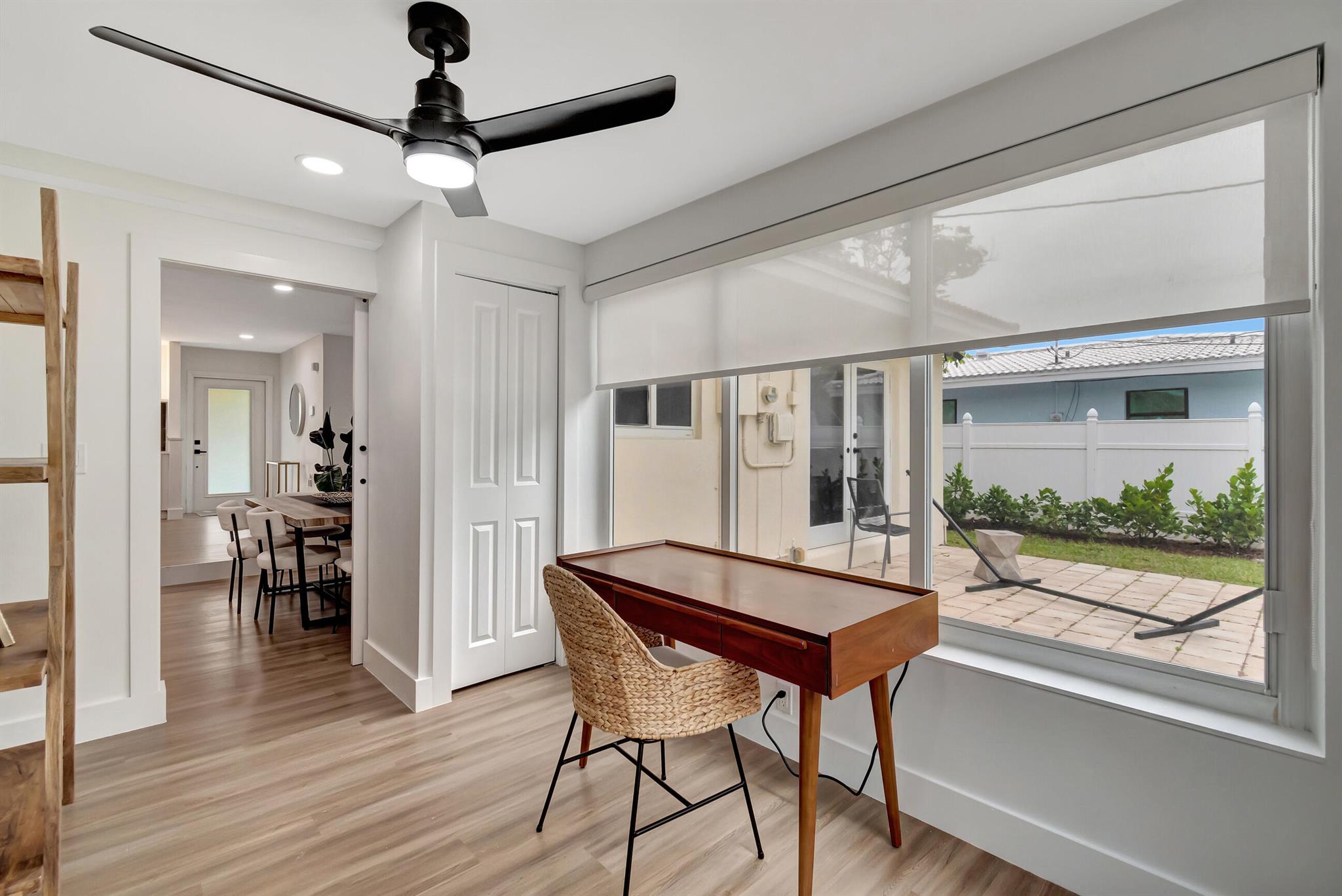 LAS PALMAS PARK - Residential