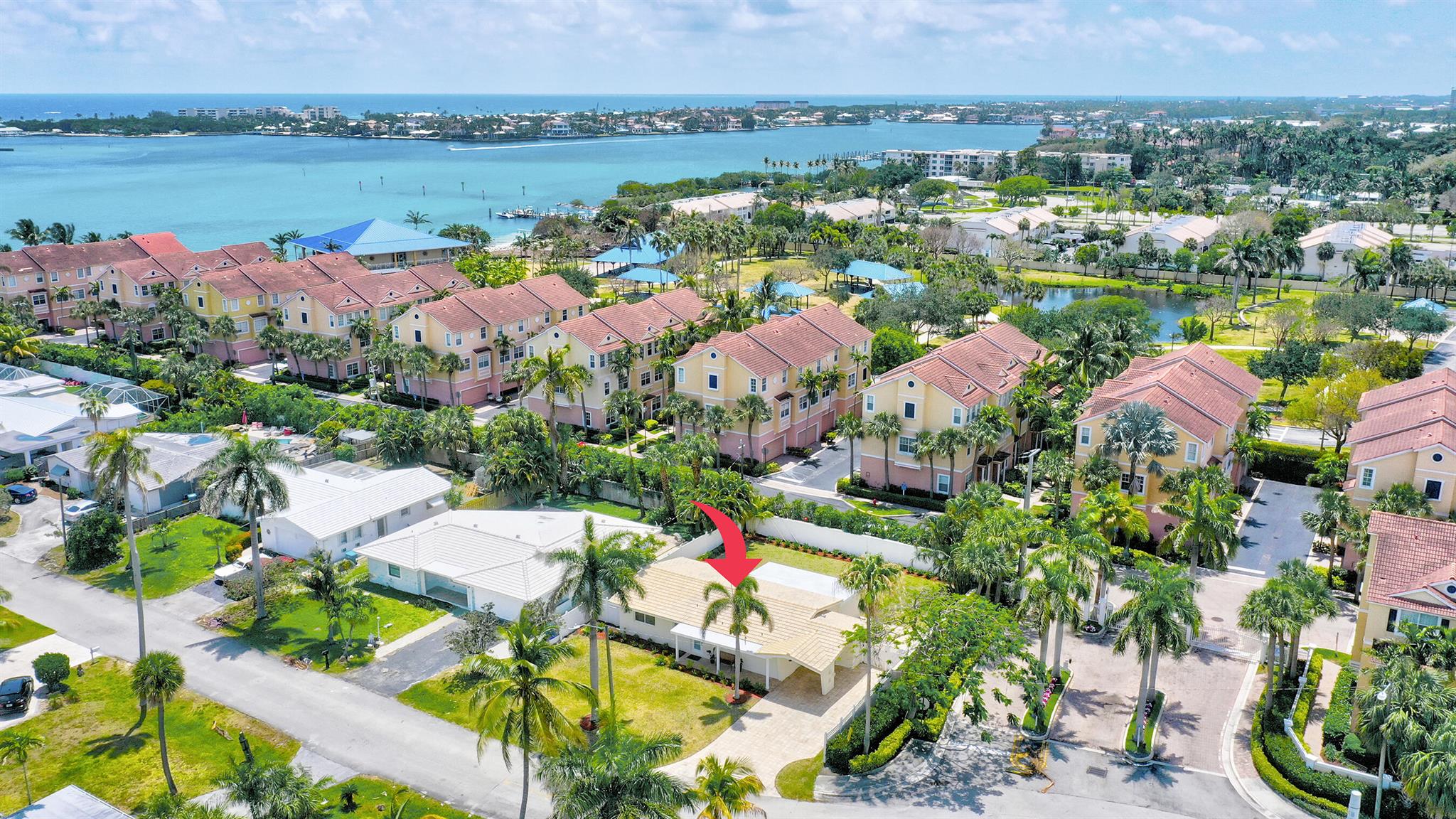 LAS PALMAS PARK - Residential