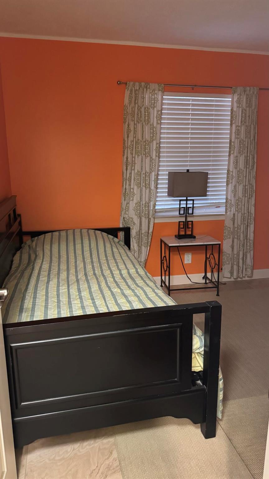 SOMERSET - Residential Lease