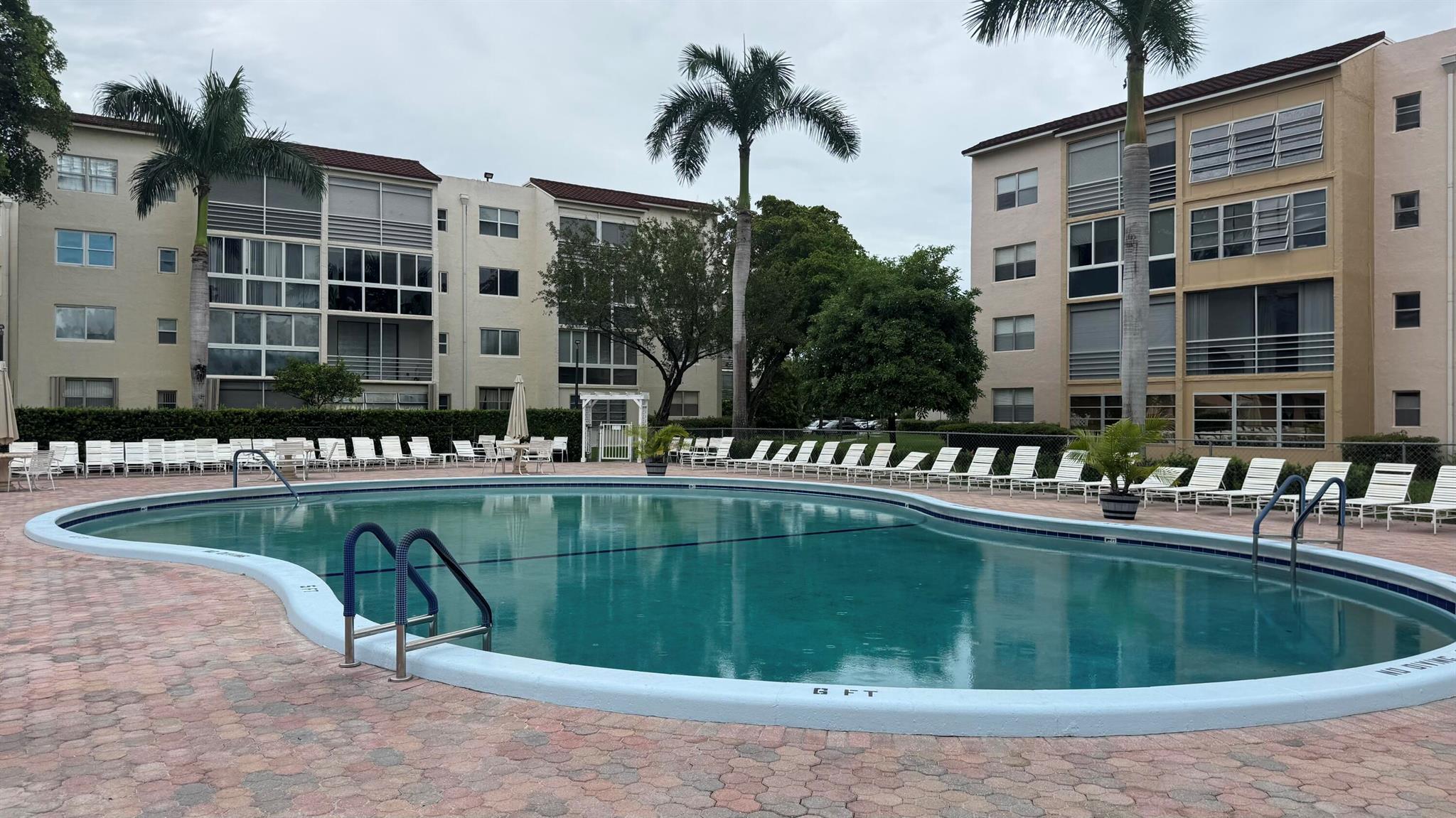 SOMERSET - Residential Lease