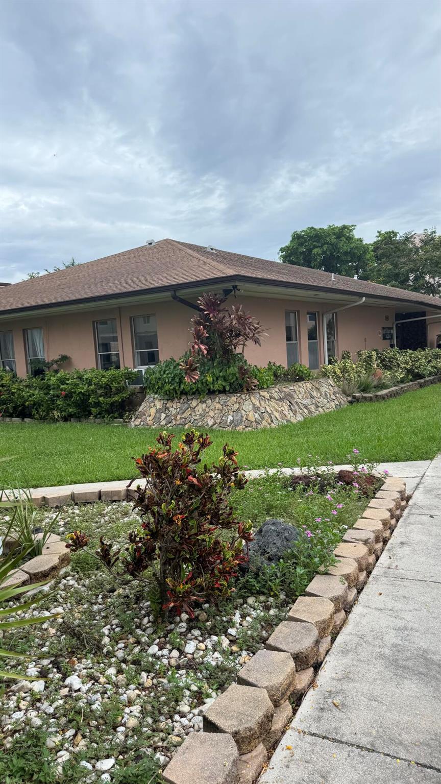 SOMERSET - Residential Lease