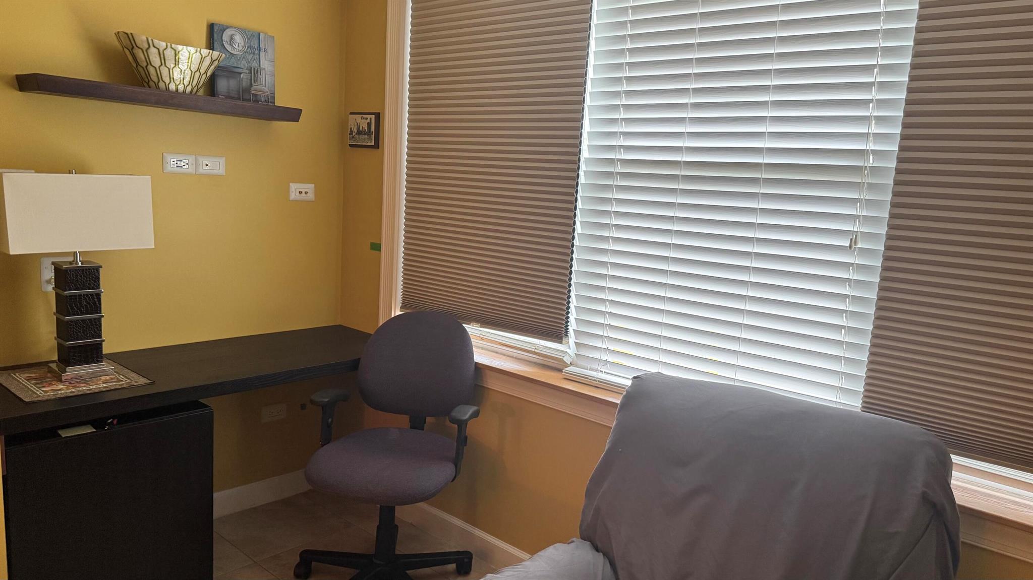 SOMERSET - Residential Lease