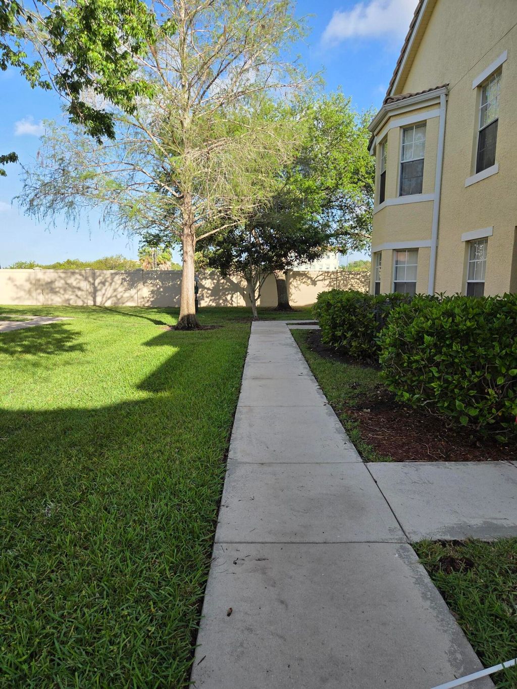 Photo of 164 SW Peacock Boulevard #33102, Port Saint Lucie, FL 34986 (MLS # B26010660)